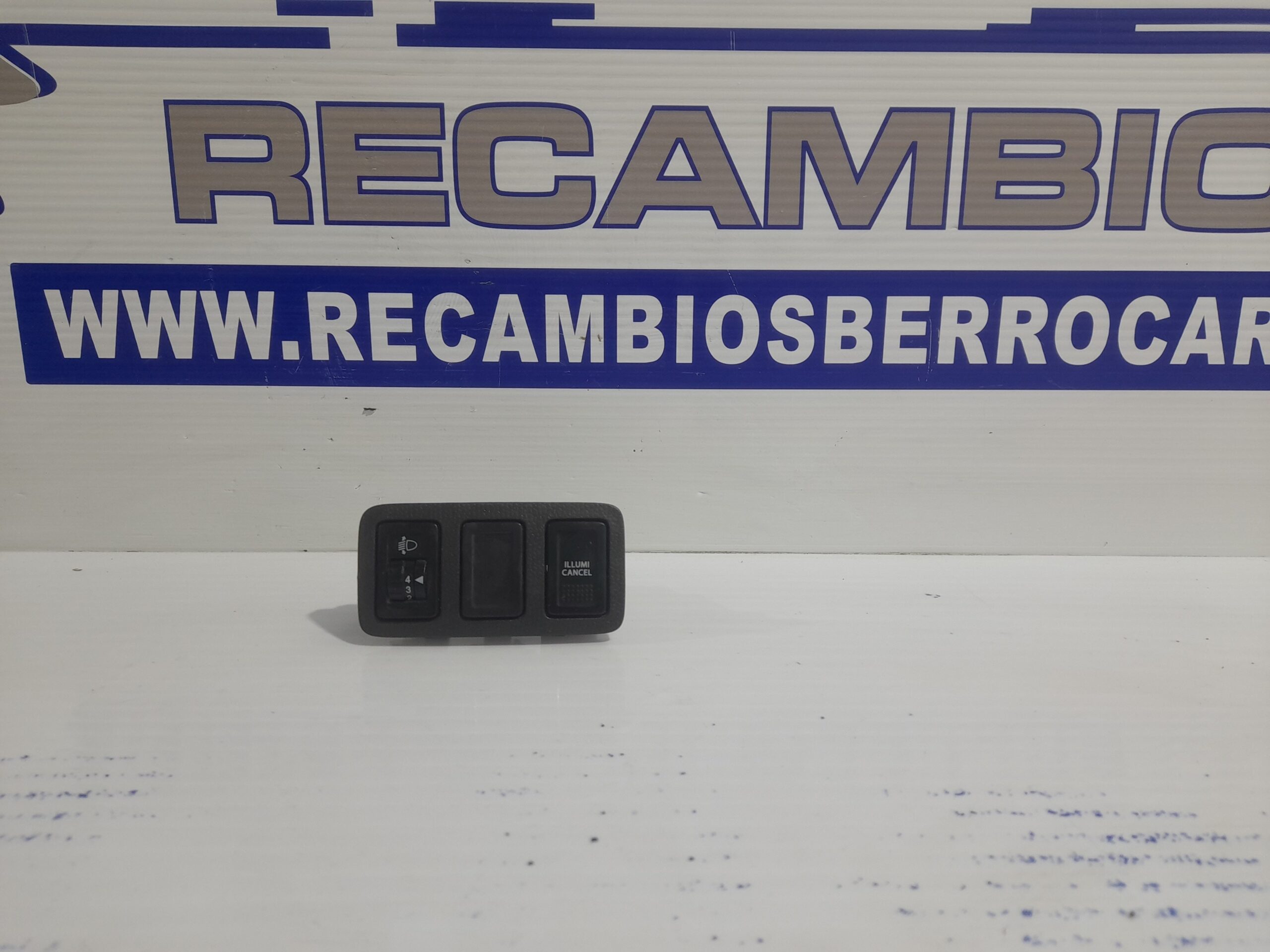 mando_multifuncion_7331262j10_suzuki_swift_berlina_mz_1_3_16v_cat