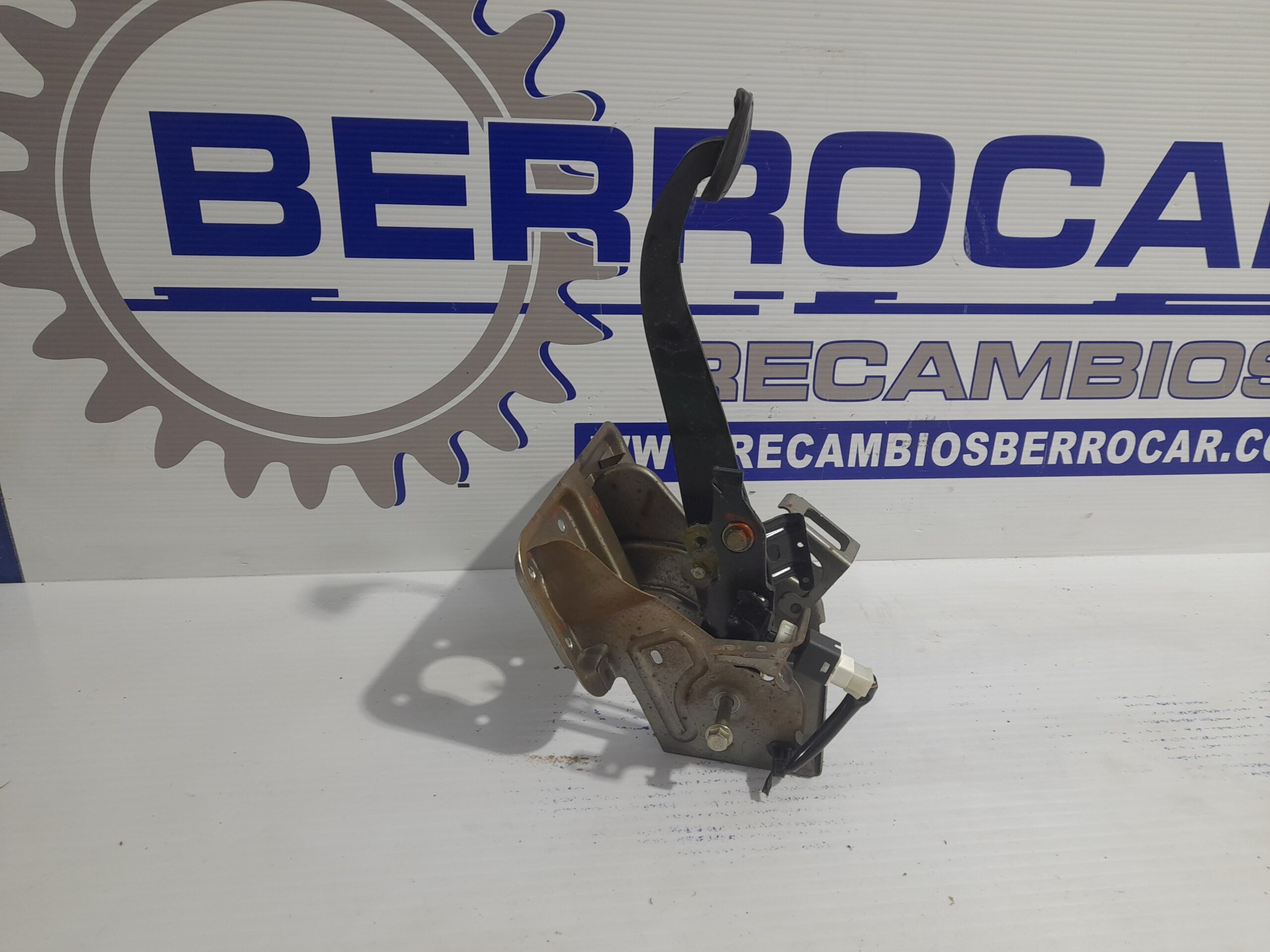 pedal_freno_4960062j52000_suzuki_swift_berlina_mz_1_3_16v_cat