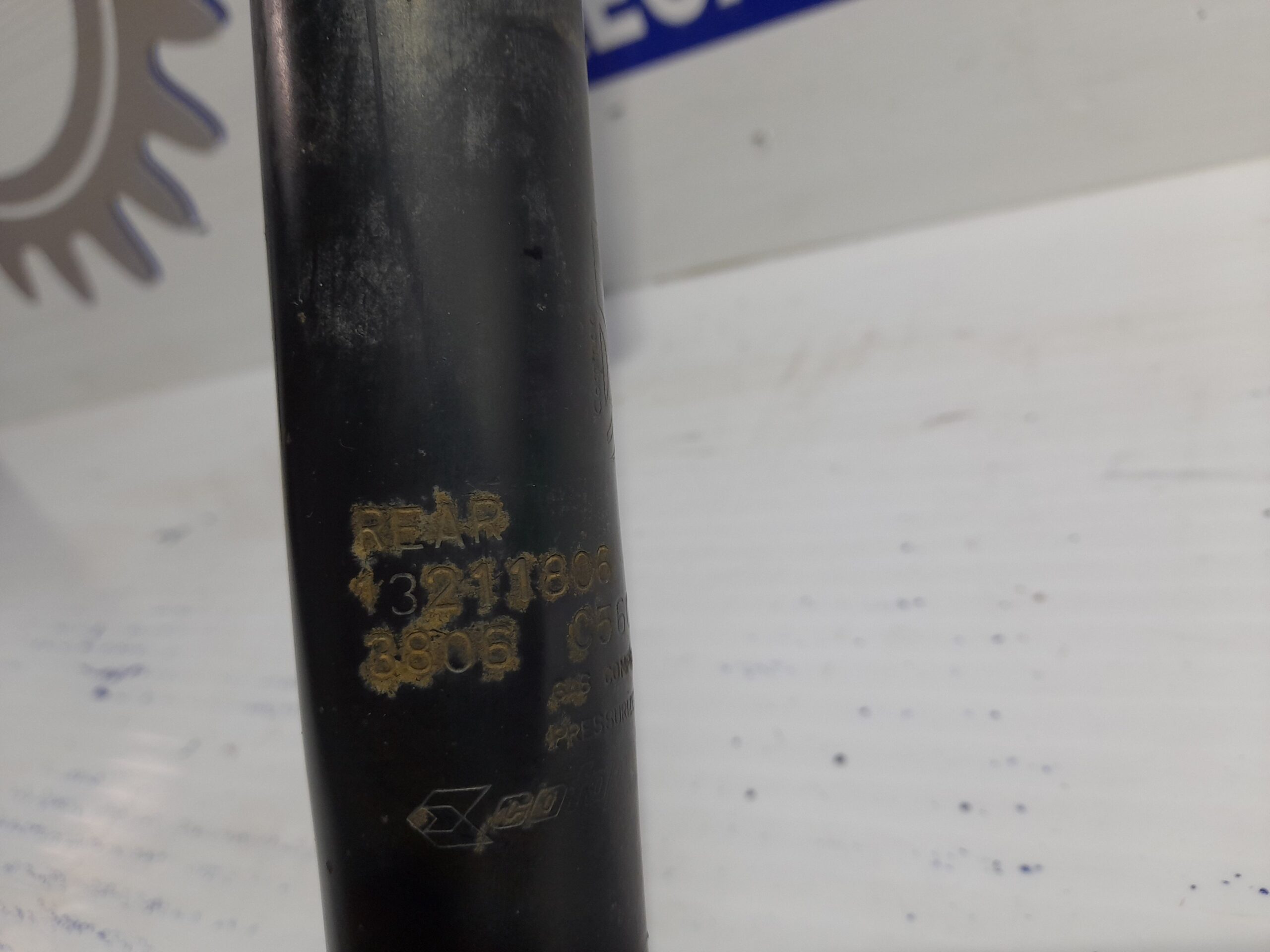 amortiguador_trasero_izquierdo_13211806_opel_corsa_d_1_3_16v_cdti