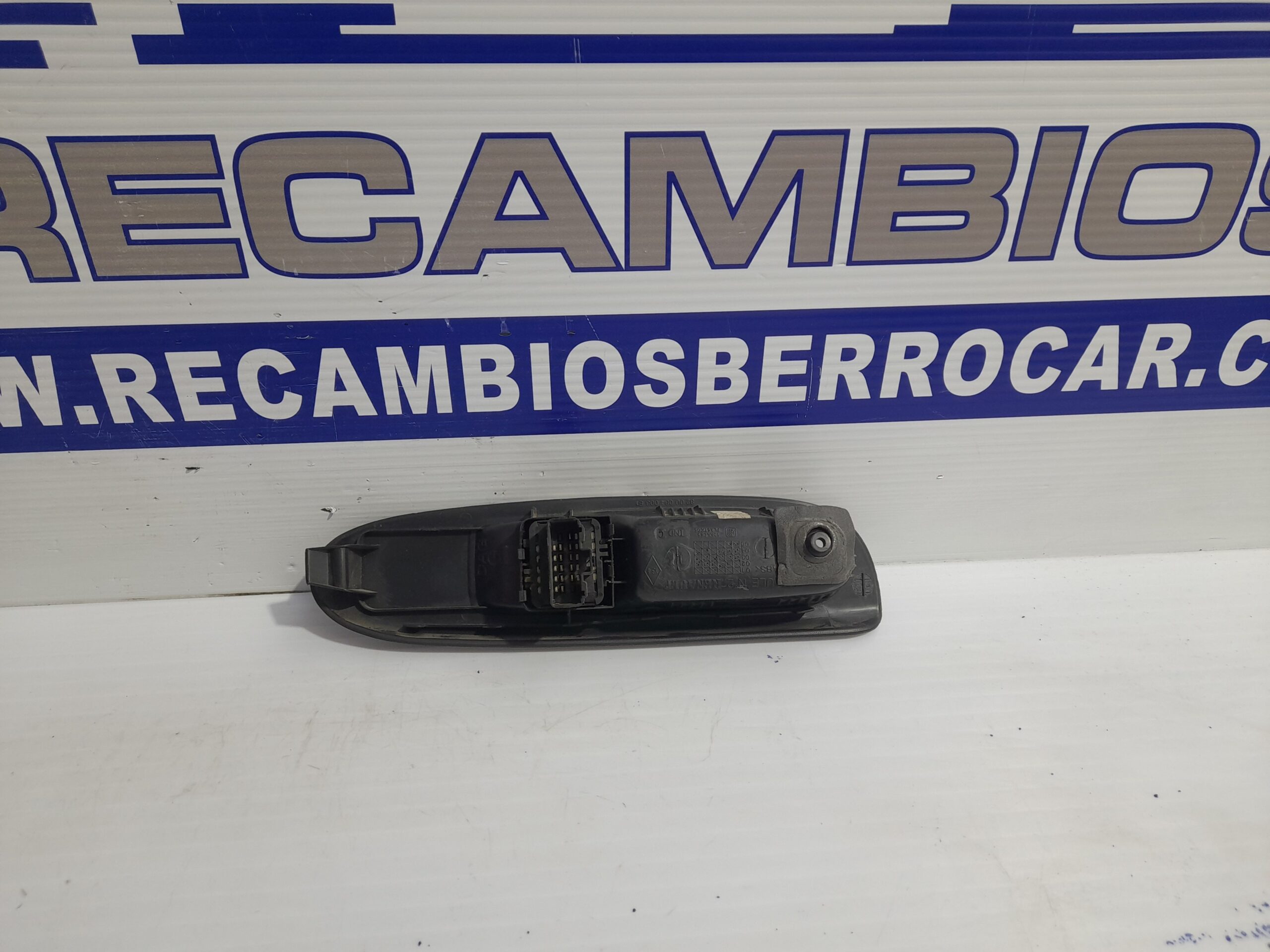 mando_elevalunas_delantero_izquierdo_8200084003_renault_clio_ii_fase_ii_b_cb0_1_2