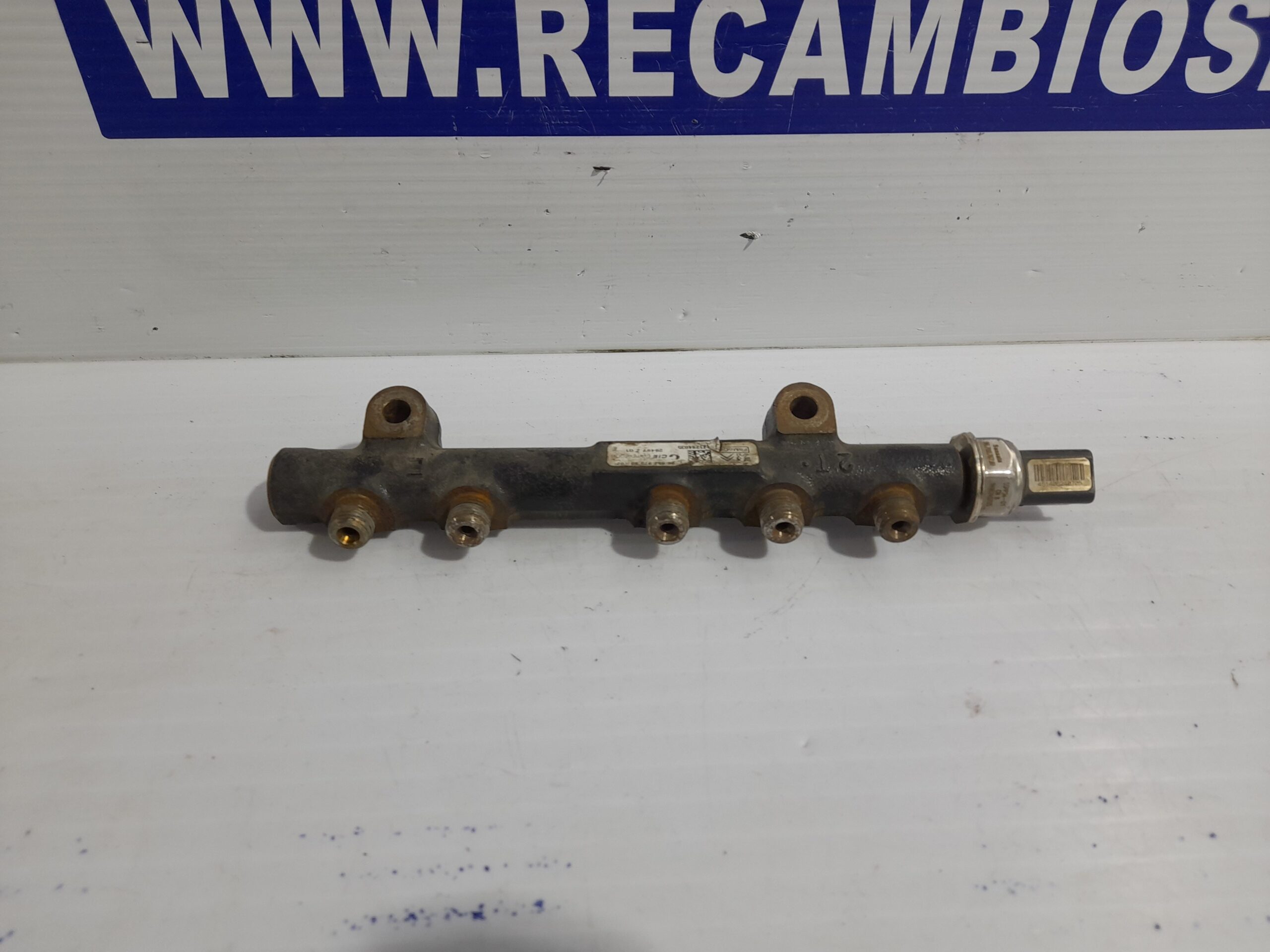 rampa_inyectora_9685297580_peugeot_208_1_4_hdi_fap