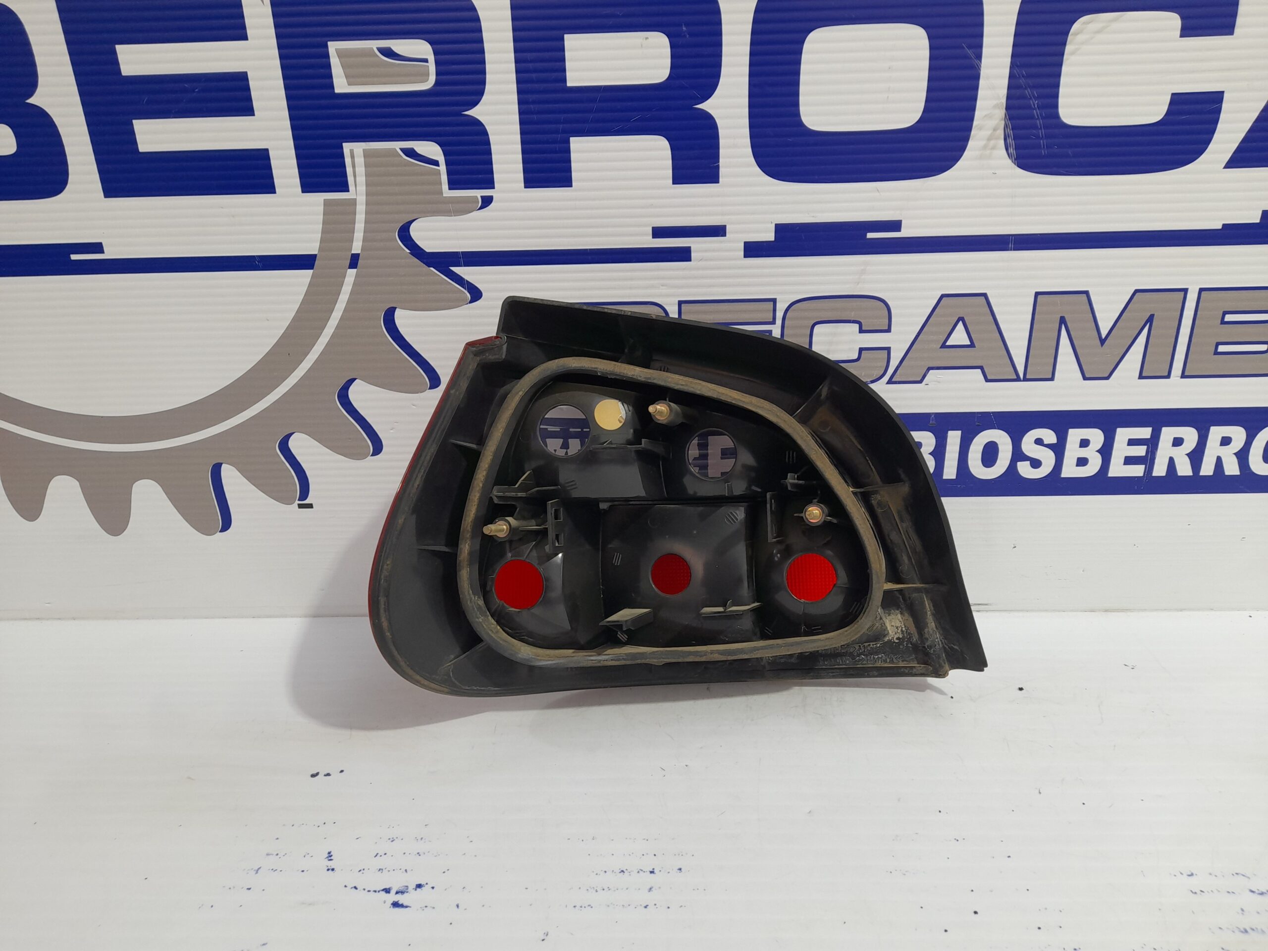 piloto_trasero_derecho_7700428321_renault_megane_i_fase_2_berlina_ba0_1_6