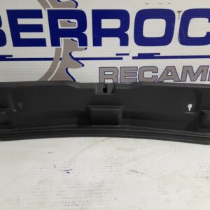 guarnecido_porton_trasero_6471602120_toyota_auris_1_2_16v_turbo_cat