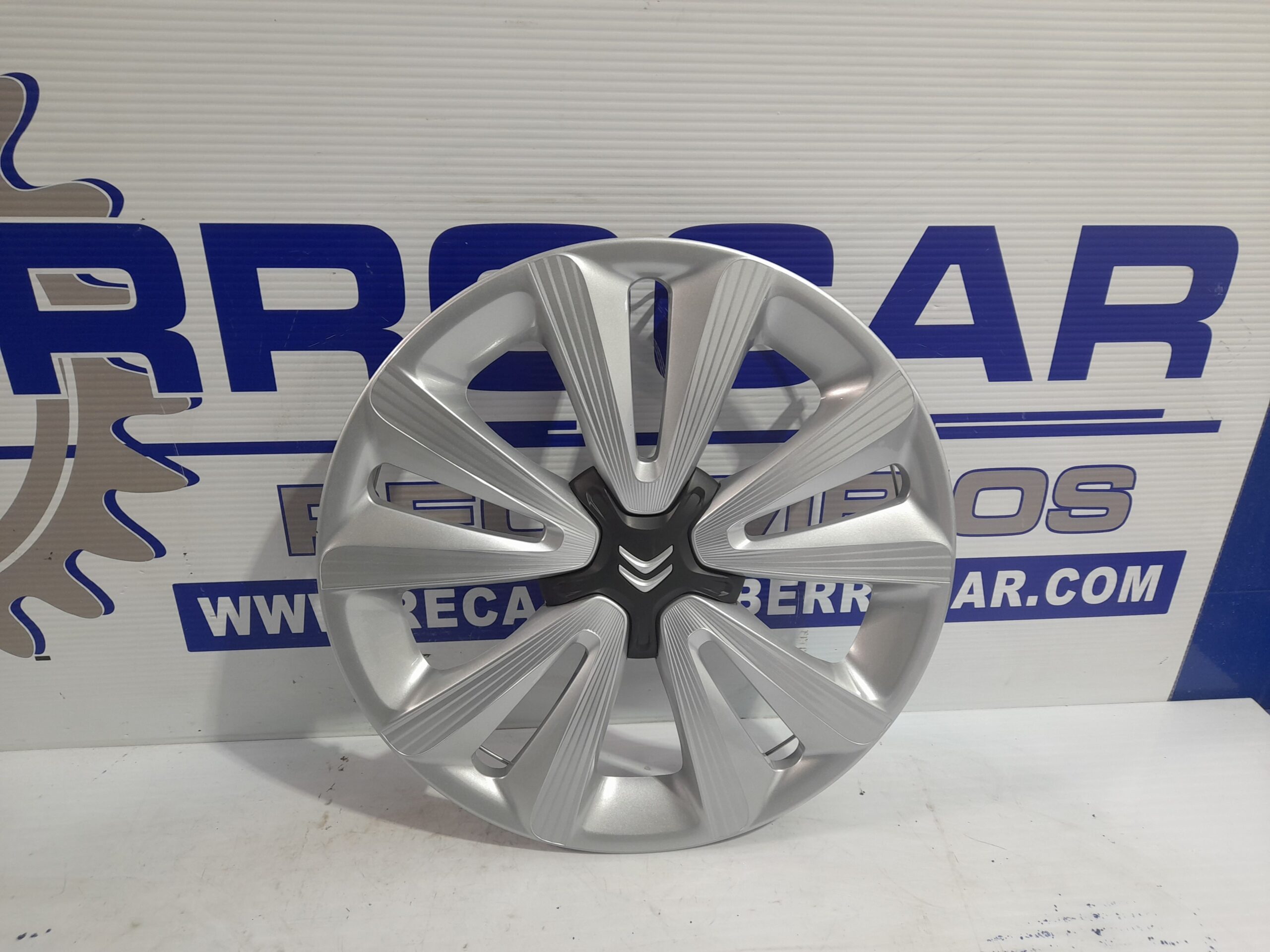 tapacubos_9687730477_citr_n_c3_1_4_16v