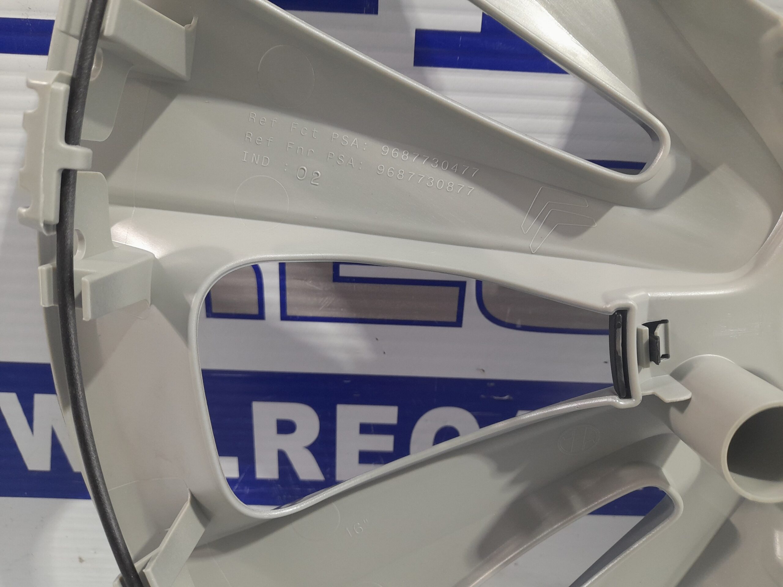 tapacubos_9687730477_citr_n_c3_1_4_16v