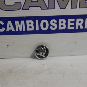 tapacubos_5e0601151_skoda_superb_3v3_1_6_tdi