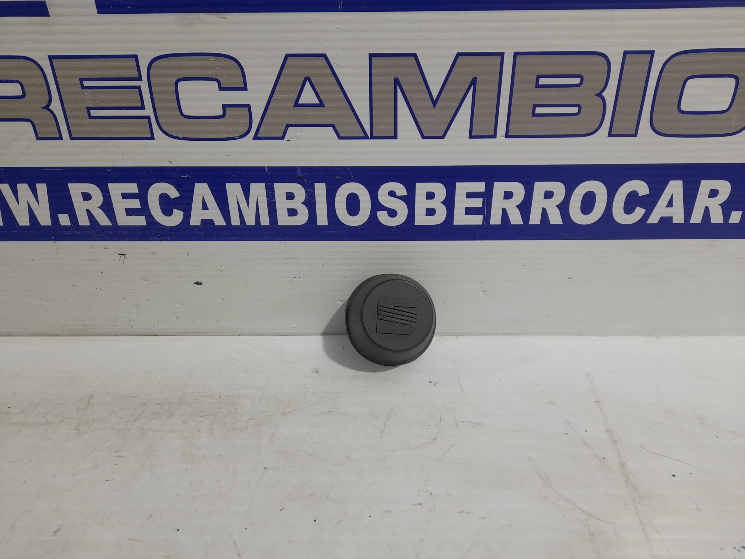 tapacubos_6k0601171_seat_arosa_6h1_1_0