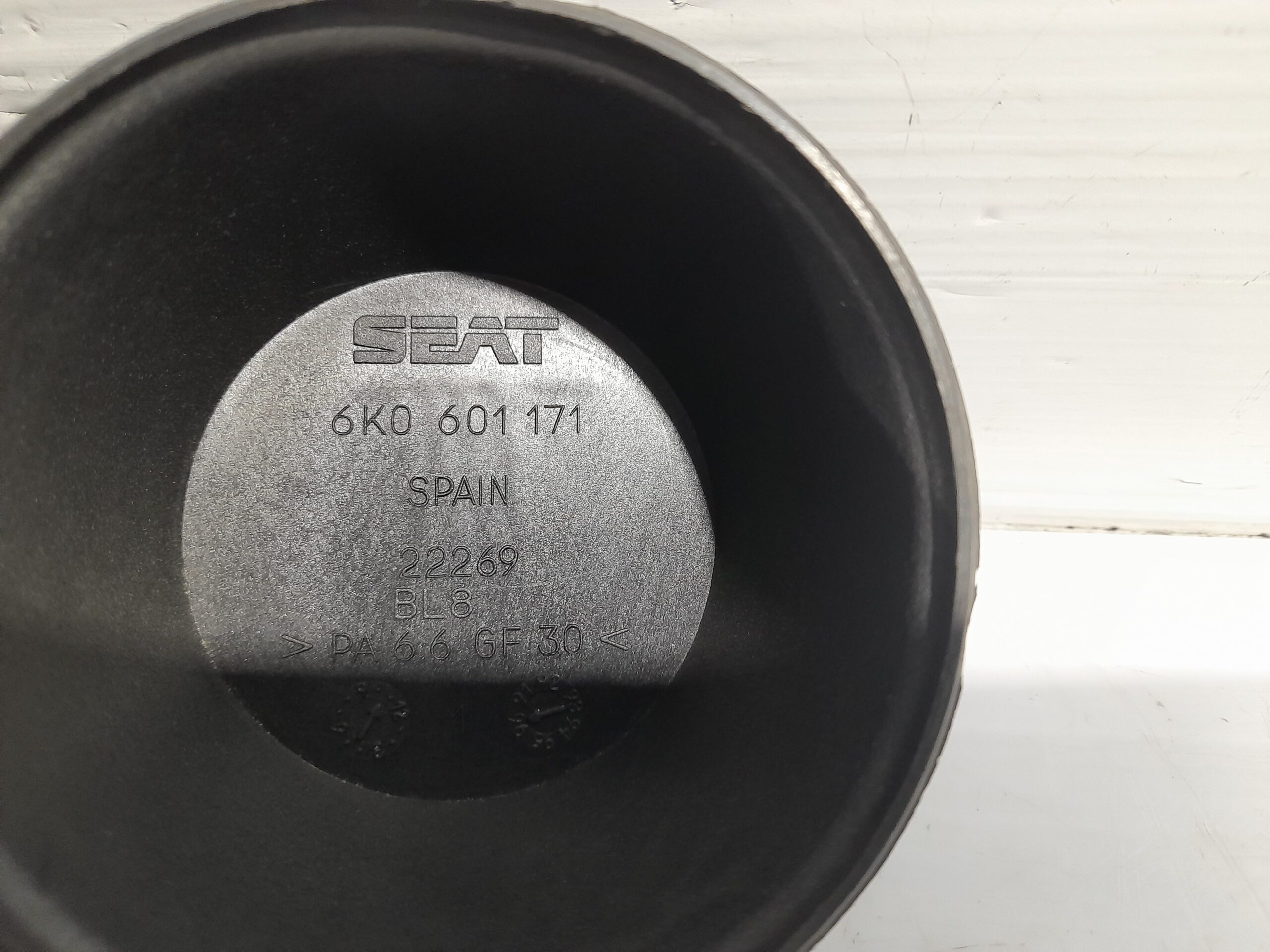 tapacubos_6k0601171_seat_arosa_6h1_1_0