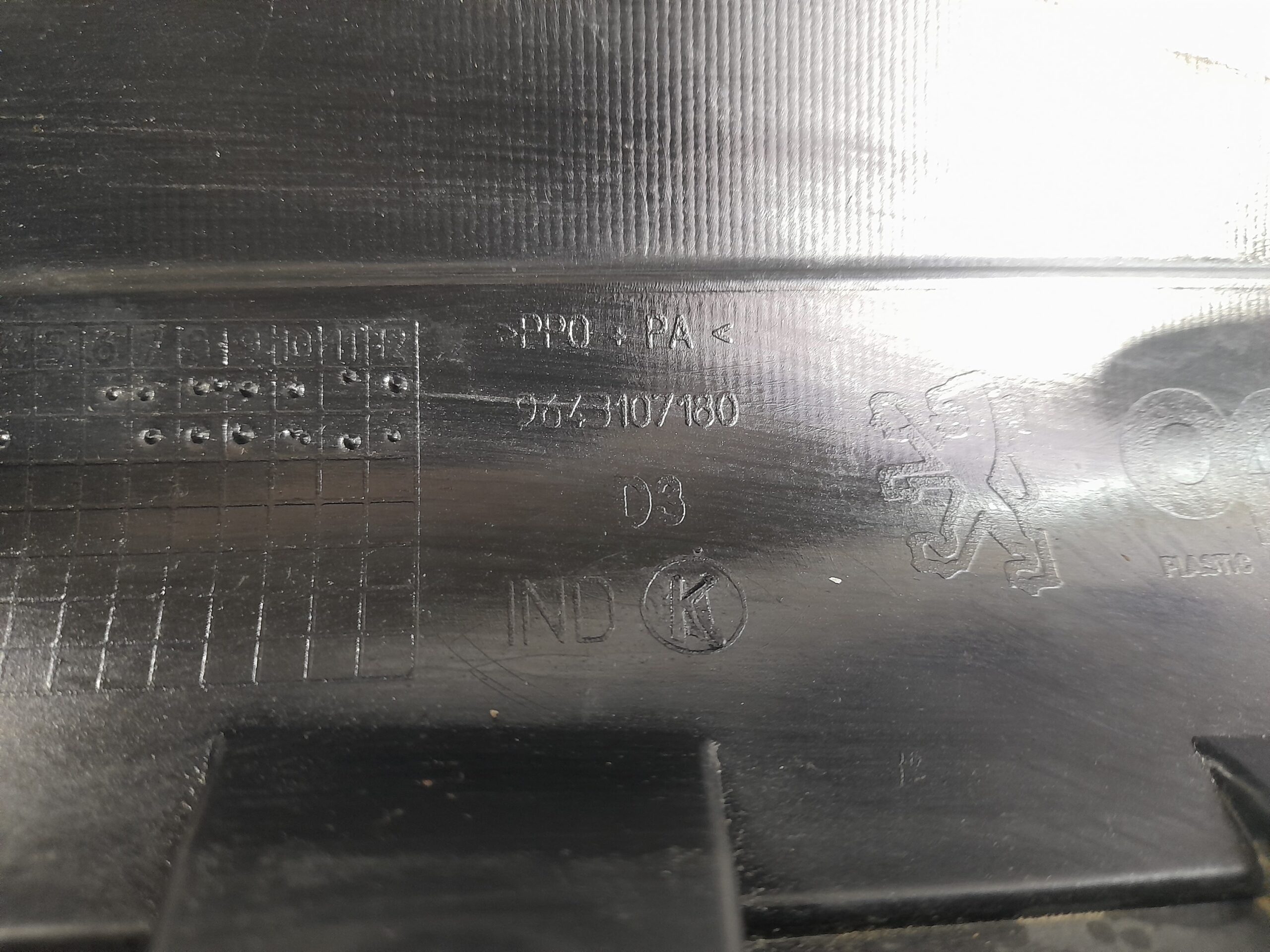 aleta_delantera_derecha_9643107180_peugeot_307_s1_2_0_hdi_cat