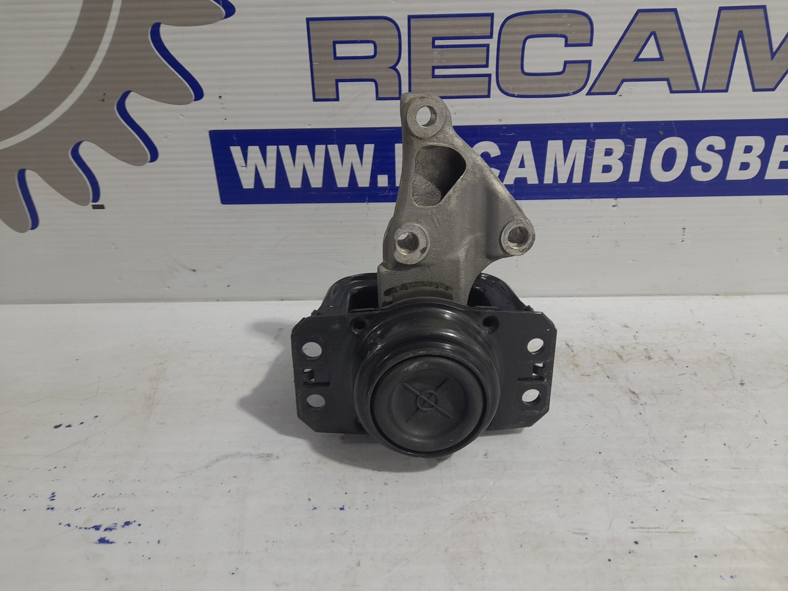 soporte_motor_derecho_311308629_peugeot_307_s1_2_0_hdi_cat