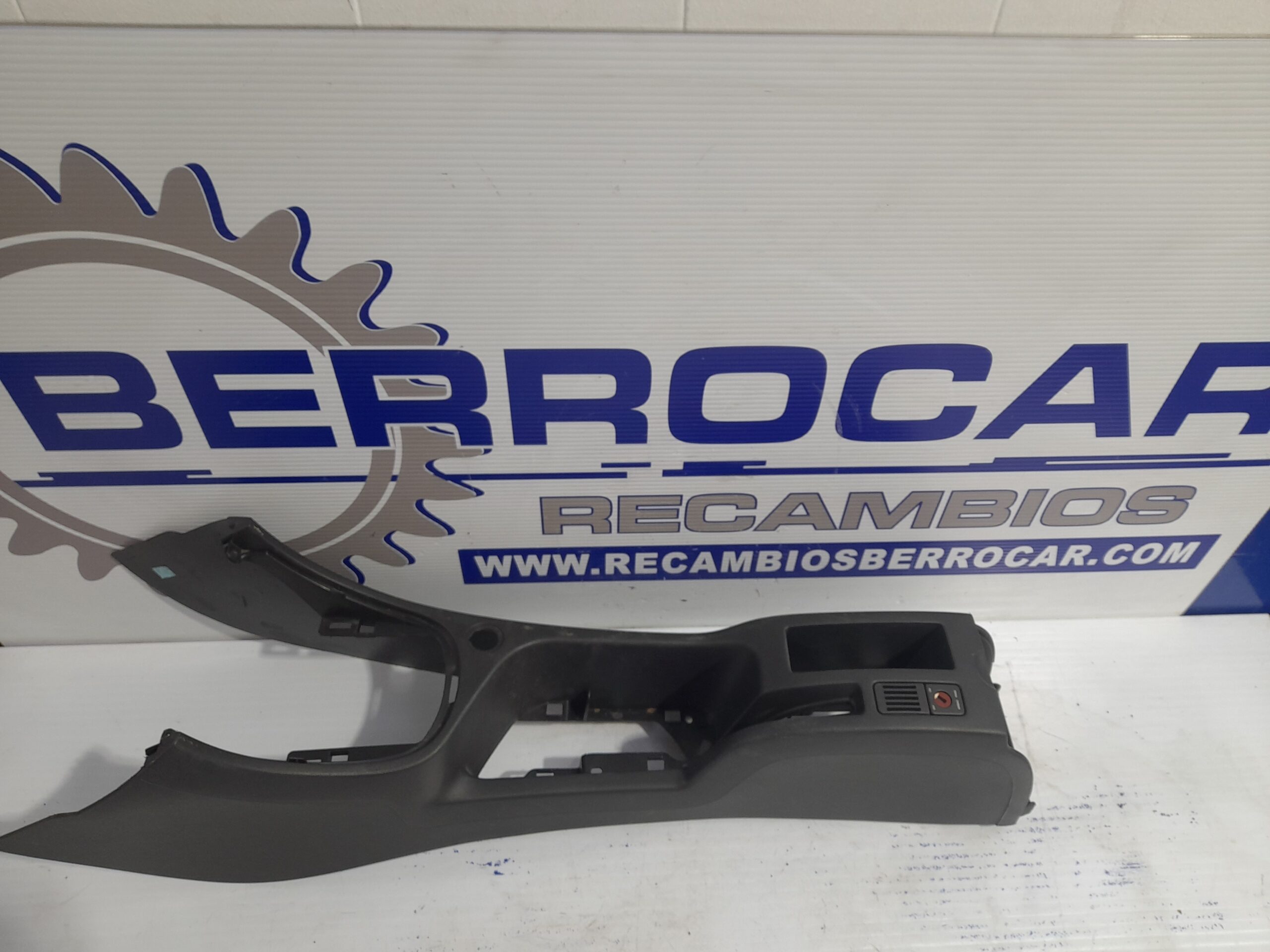 consola_central_9634495677_peugeot_307_s1_2_0_hdi_cat