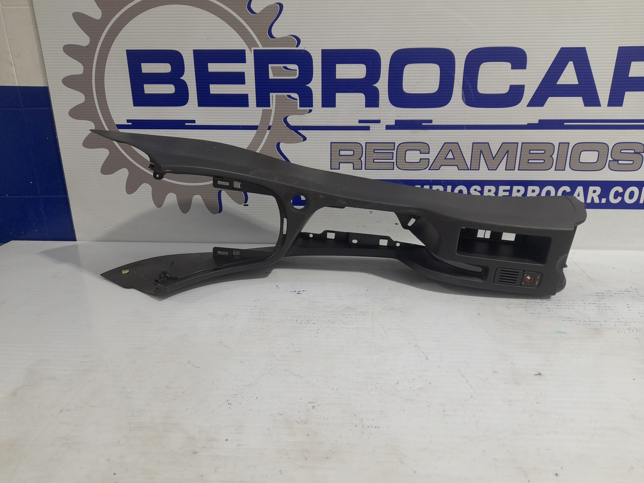 consola_central_9634495677_peugeot_307_s1_2_0_hdi_cat