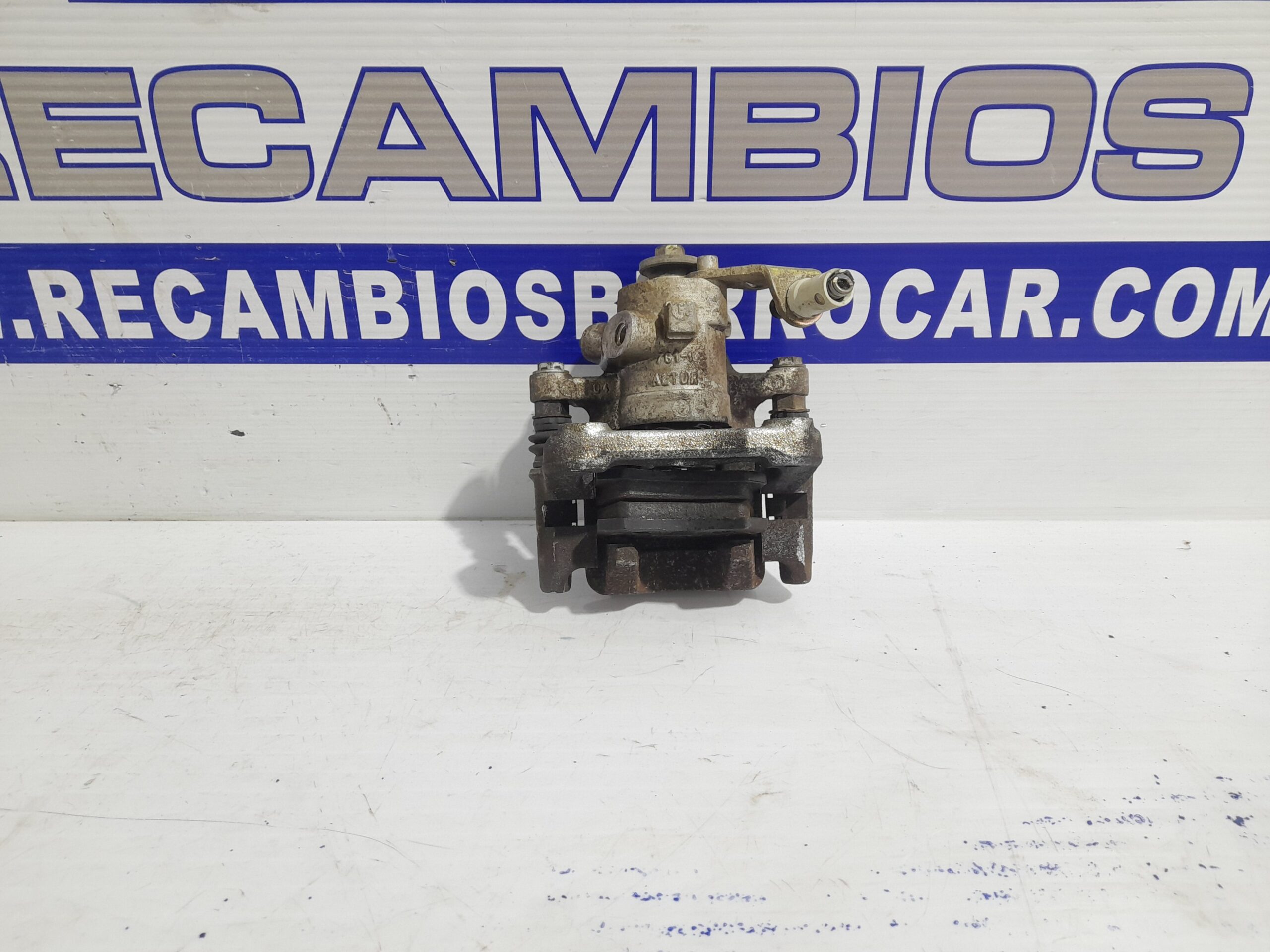 pinza_de_freno_trasera_izquierda_5612_4_peugeot_307_s1_2_0_hdi_cat