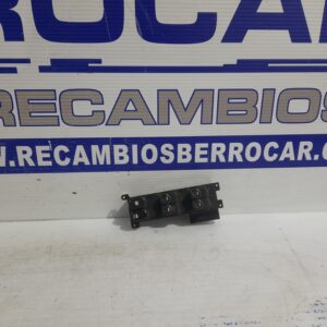 mando_elevalunas_delantero_izquierdo_935702l010_hyundai_i30_1_6_cat