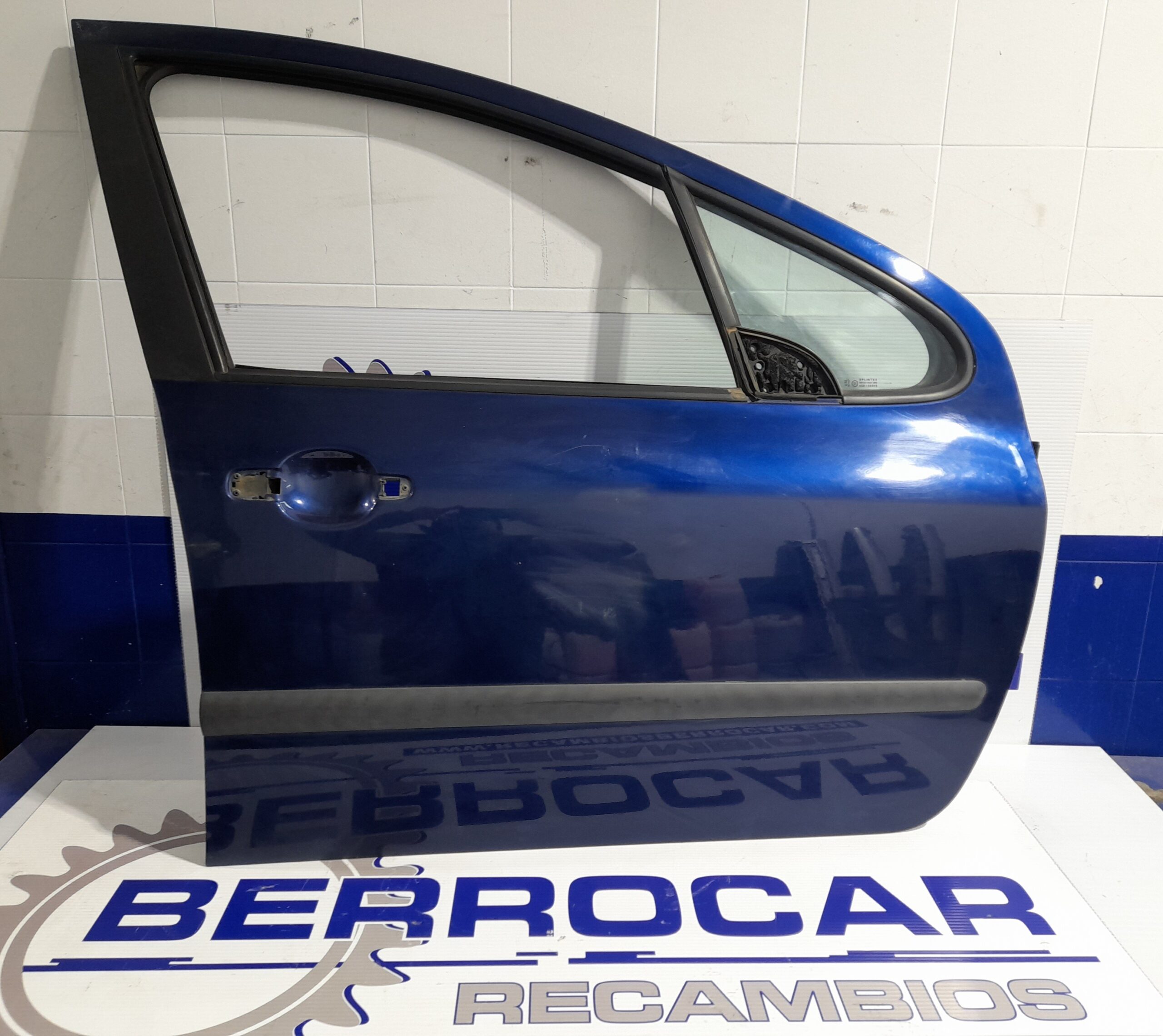 puerta_delantera_derecha_9004s7_peugeot_307_s1_2_0_hdi_cat