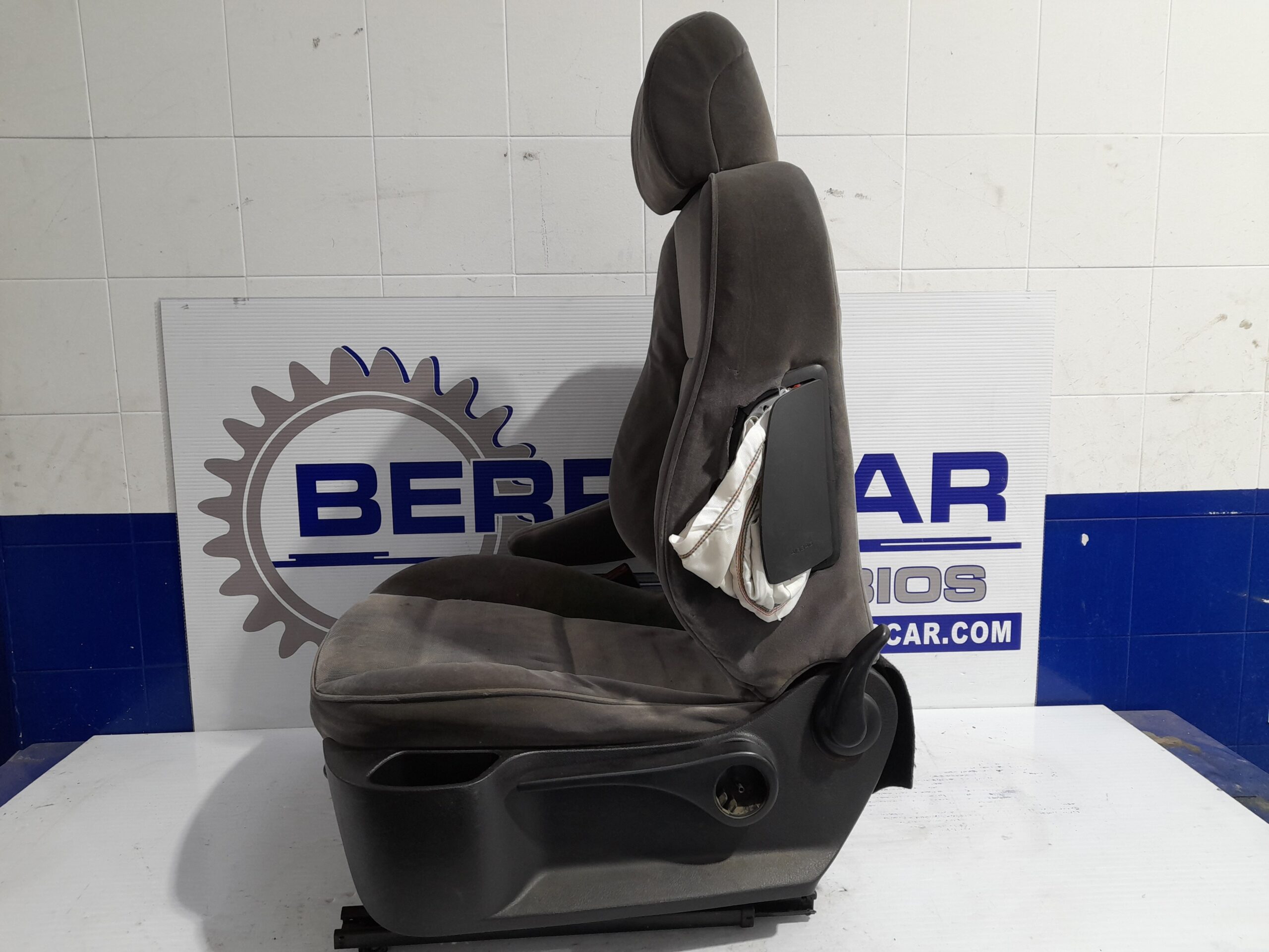 asiento_delantero_izquierdo_8872hc_peugeot_307_s1_2_0_hdi_cat