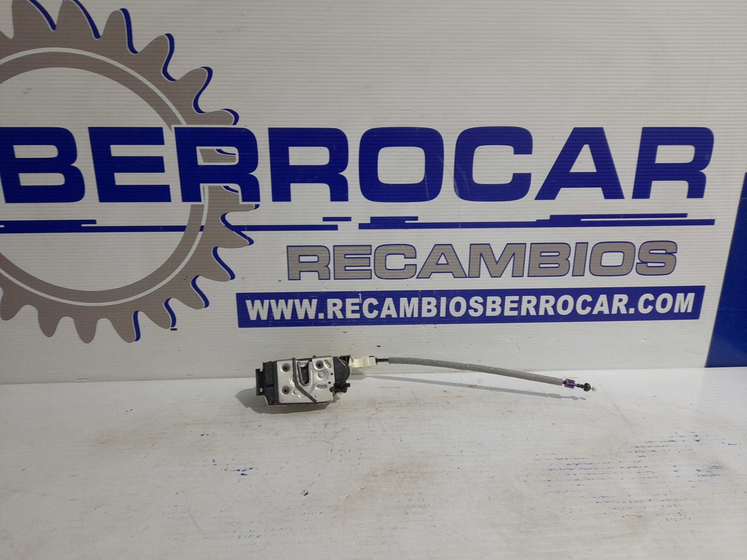 cerradura_puerta_trasera_izquierda_a2047302735_mercedes_benz_clase_a_w176