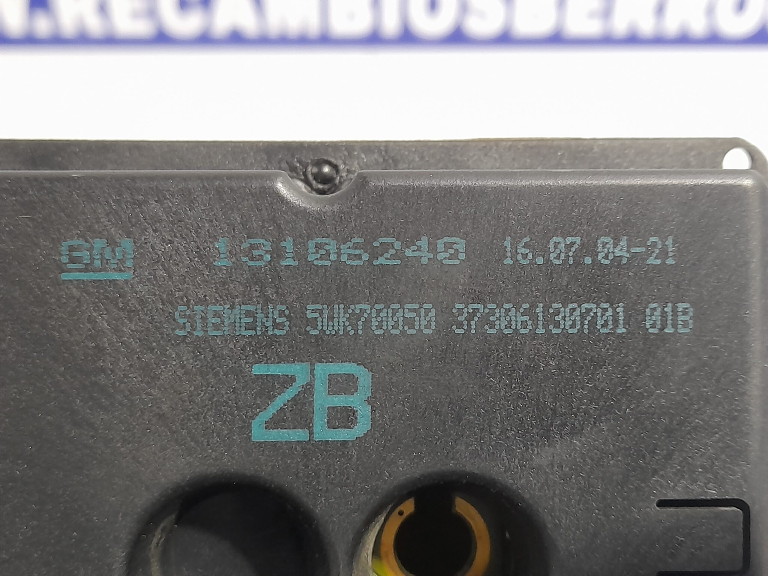 pantalla_multifuncion_13106240_opel_zafira_a_elegance