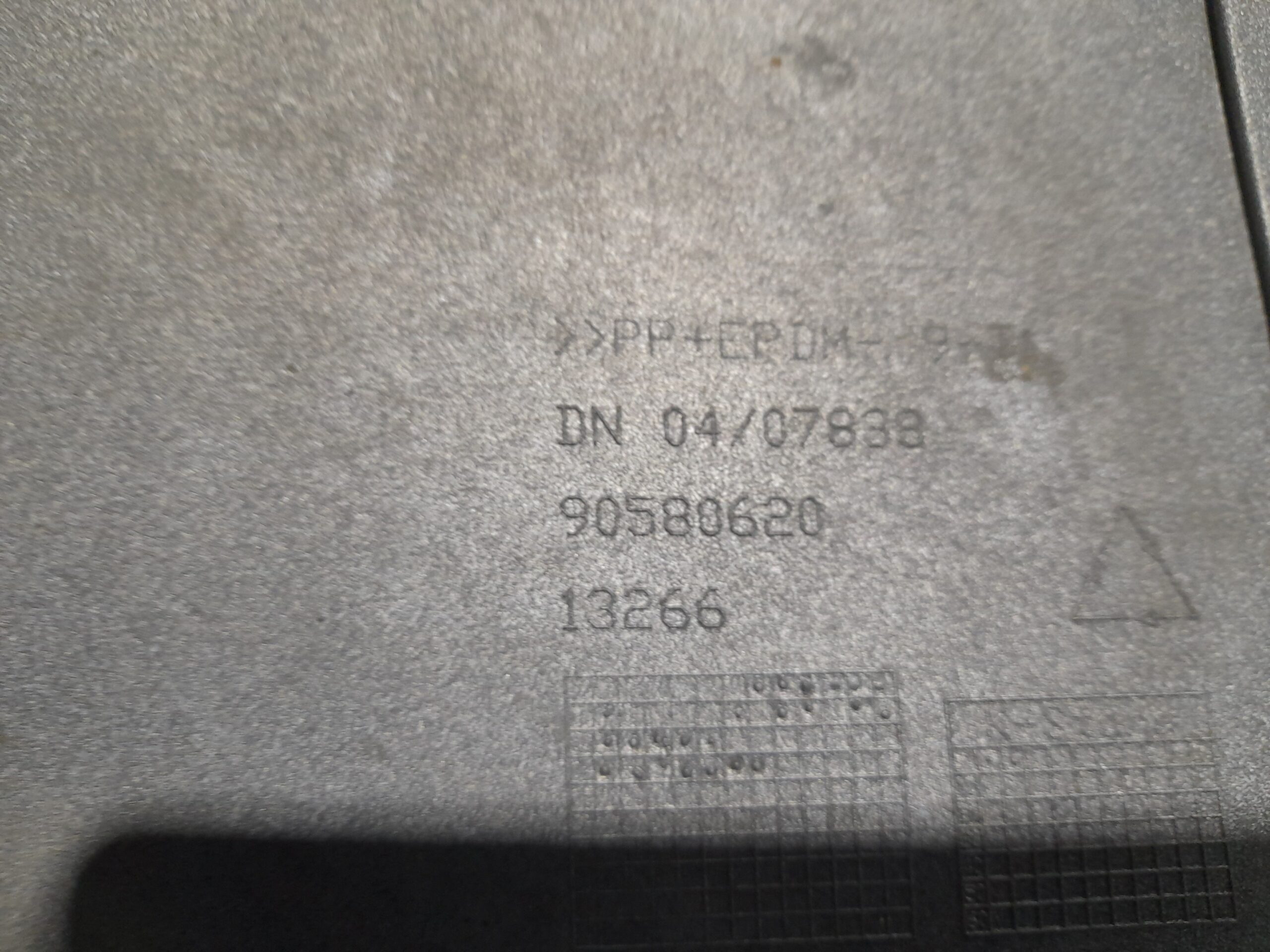 paragolpes_delantero_90580620_opel_zafira_a_elegance