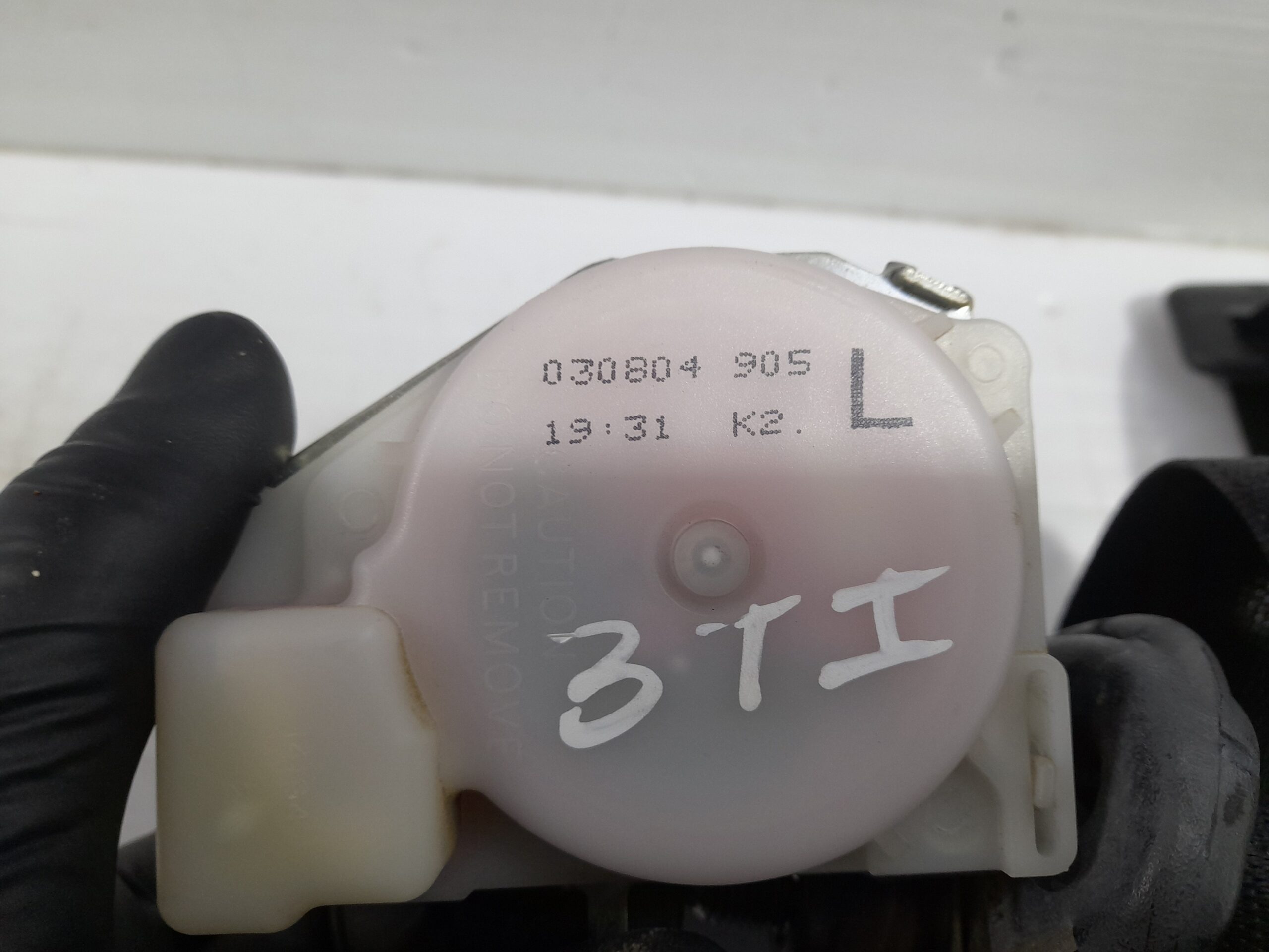 cinturon_seguridad_trasero_izquierdo_030804_opel_zafira_a_elegance