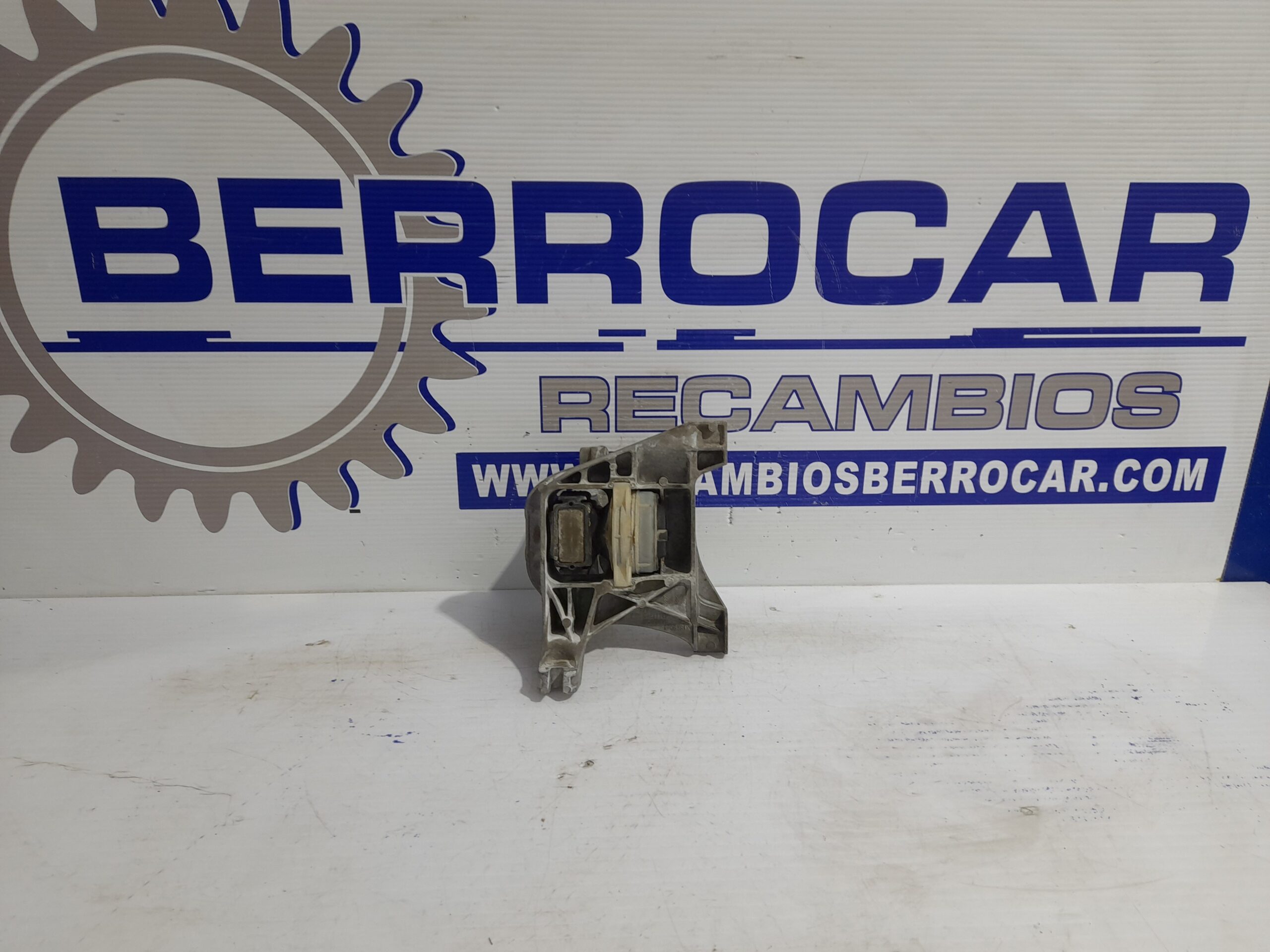 soporte_motor_derecho_4a103720_peugeot_expert_furgon_1_6_blue_hdi_fap