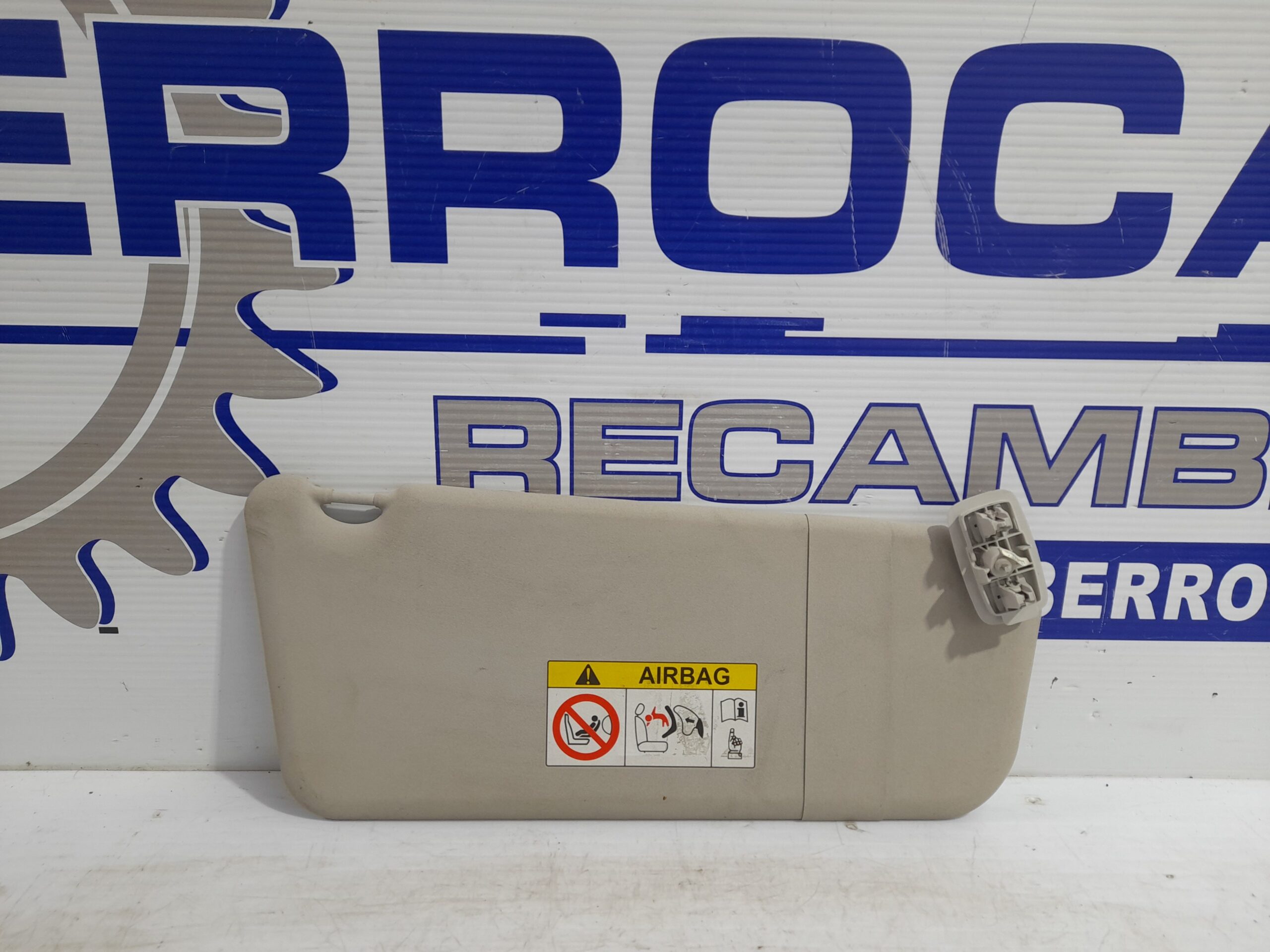 parasol_derecho_9809498377_peugeot_expert_furgon_1_6_blue_hdi_fap