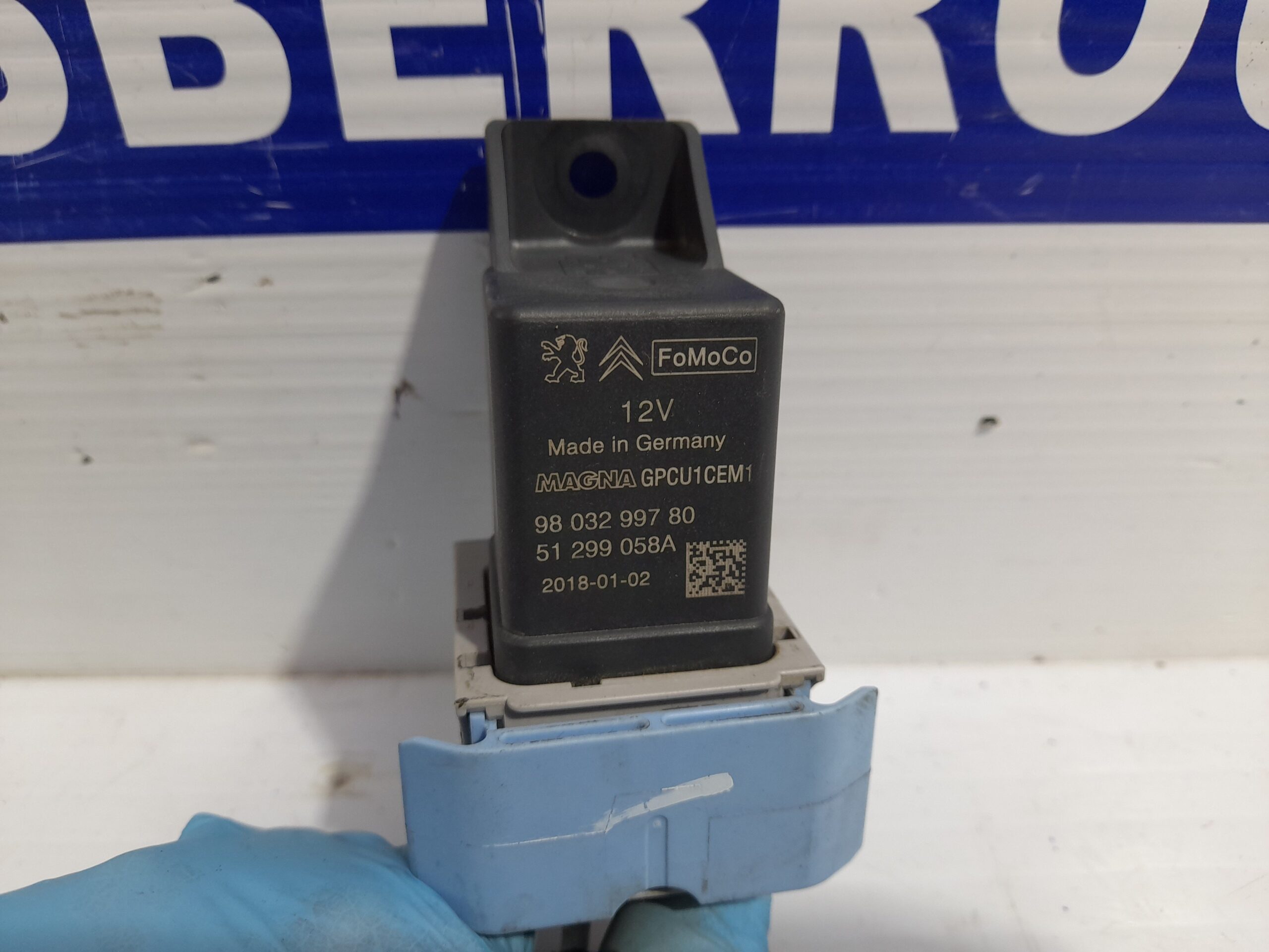 caja_precalentamiento_9803299780_peugeot_expert_furgon_1_6_blue_hdi_fap