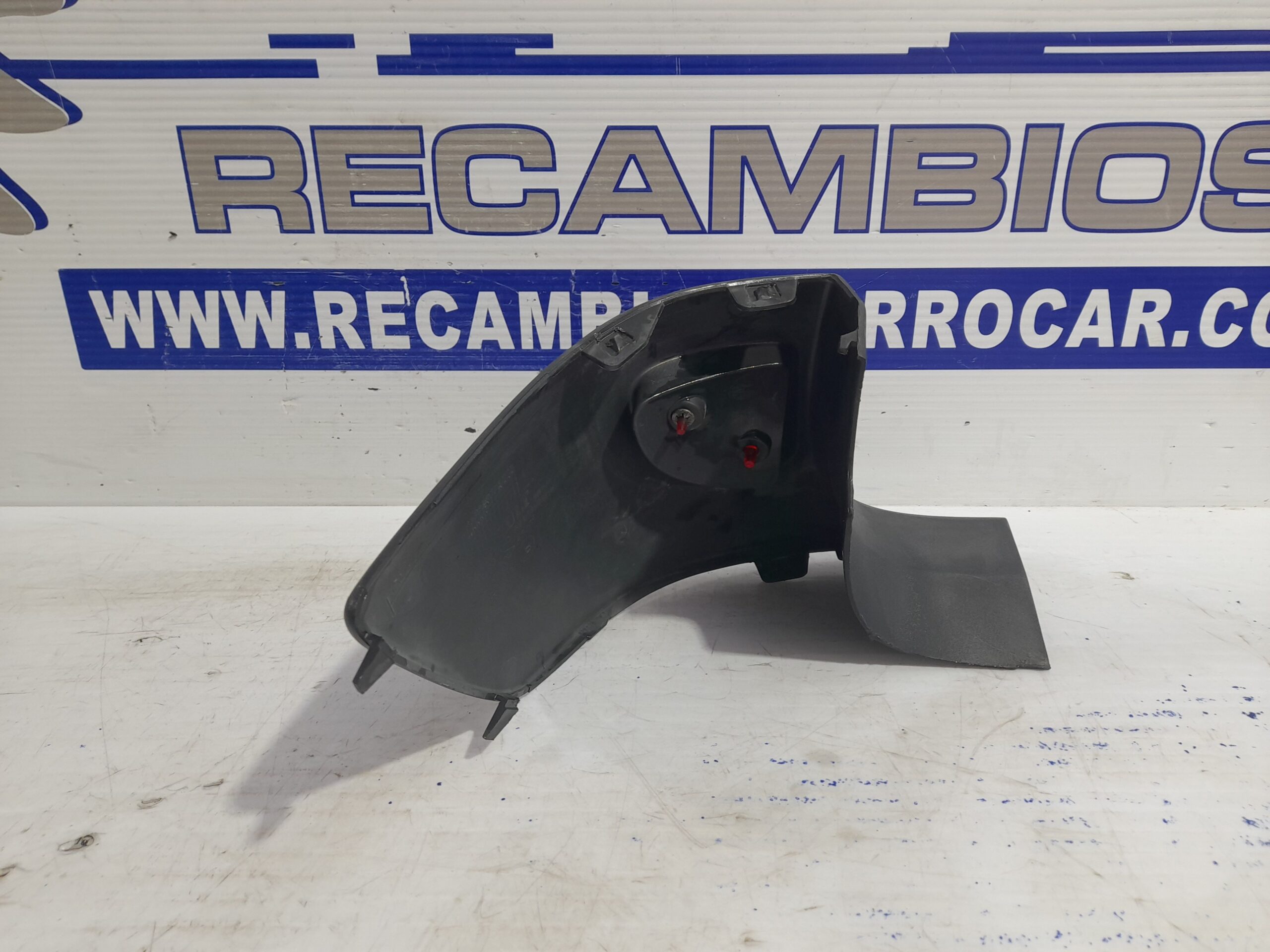 puntera_paragolpes_trasera_derecha_8200150631_renault_kangoo