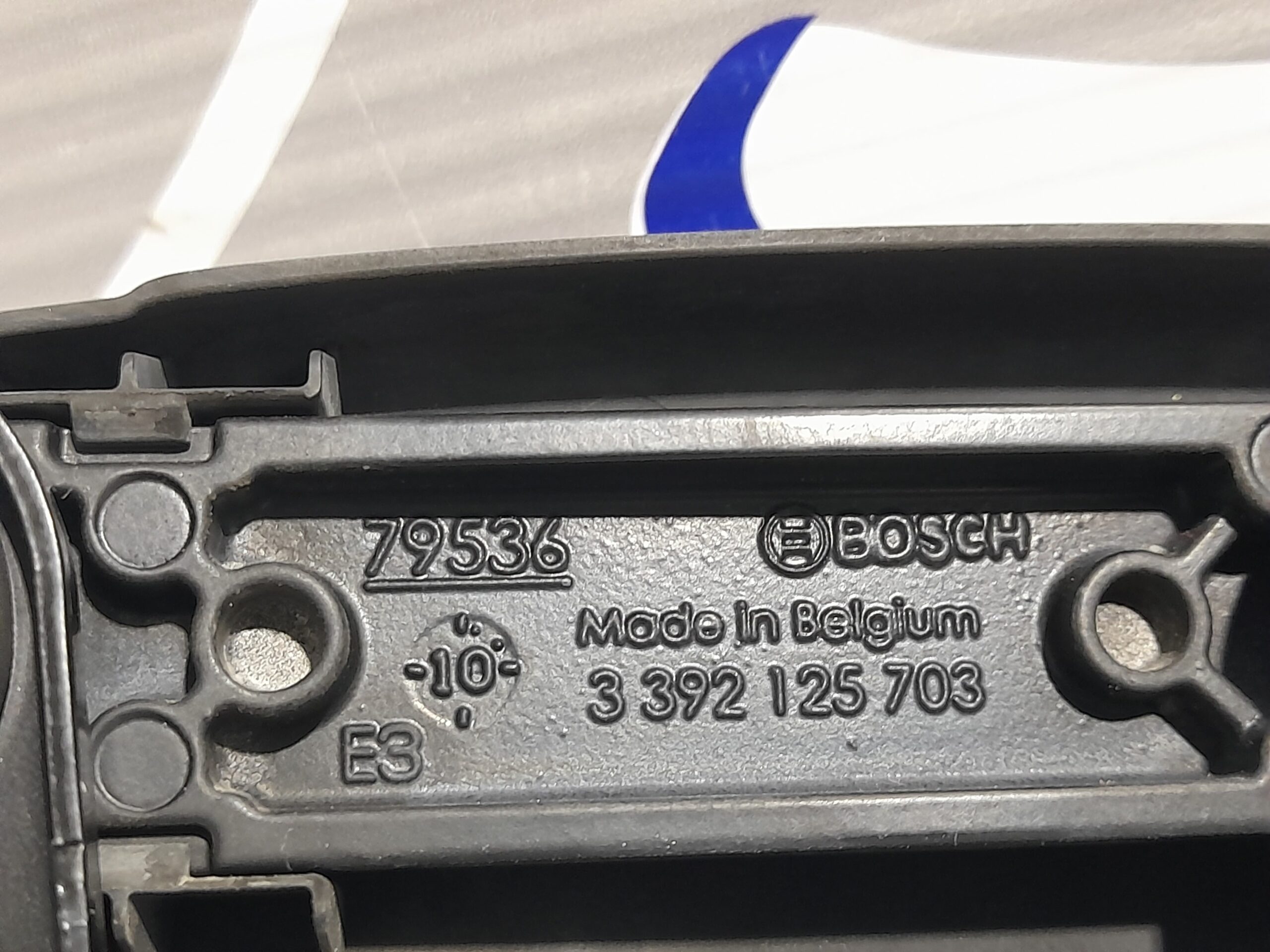 brazo_limpia_delantero_derecho_3392125703_mercedes_benz_clase_e_w212_lim_2_1_cdi_cat