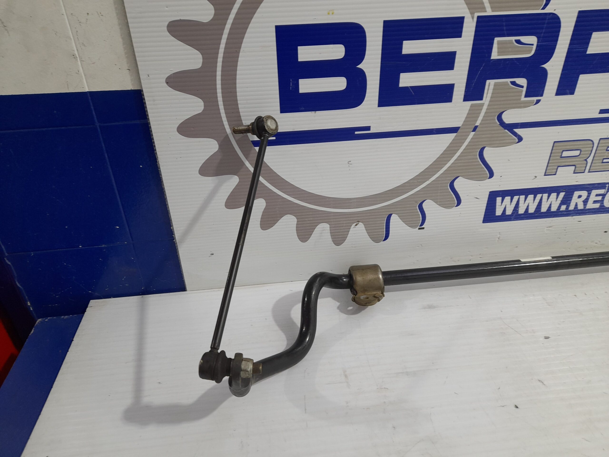 barra_estabilizadora_delantera_a2123231465_mercedes_benz_clase_e_w212_lim_2_1_cdi_cat