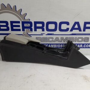 consola_central_a212680005_mercedes_benz_clase_e_w212_lim_2_1_cdi_cat