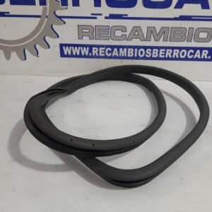 goma_contorno_a2126970051_mercedes_benz_clase_e_w212_lim_2_1_cdi_cat