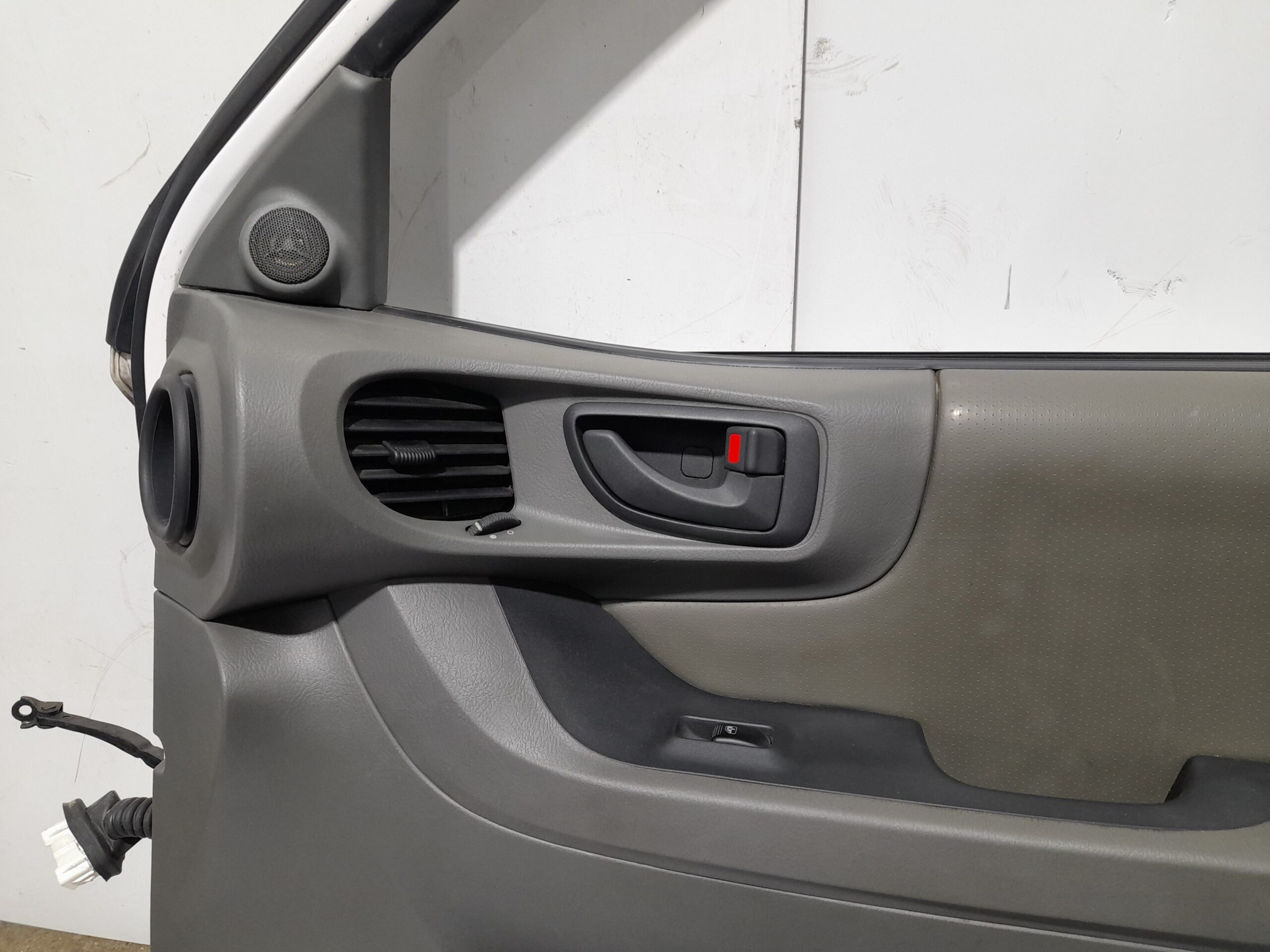 puerta_delantera_derecha_7600426110_hyundai_santa_fe_sm_2_0_crdi_cat