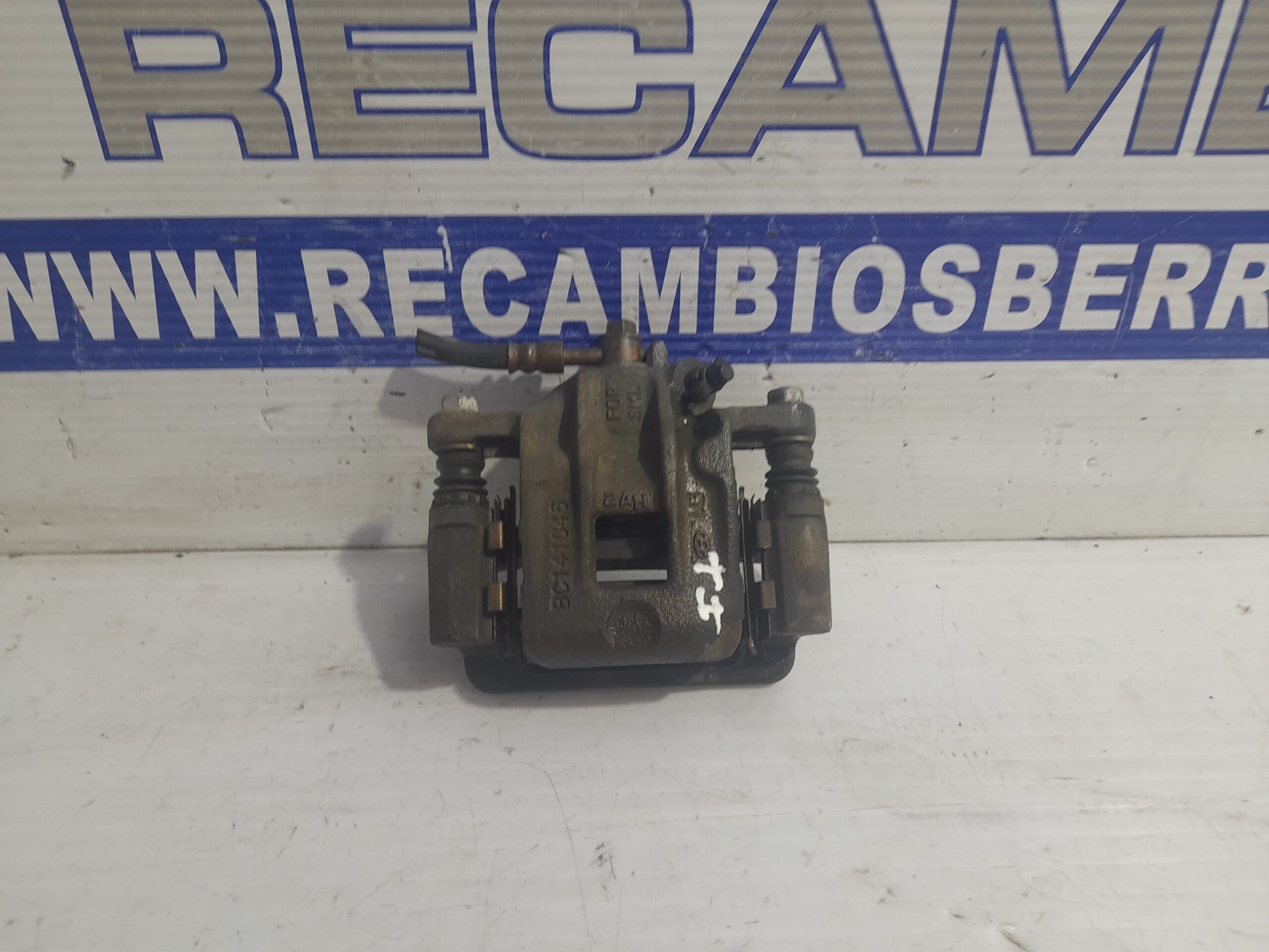 pinza_de_freno_trasera_izquierda_bc141046_hyundai_santa_fe_sm_2_0_crdi_cat