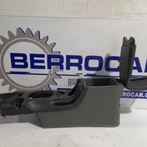 apoyabrazos_central_8461026000_hyundai_santa_fe_sm_2_0_crdi_cat