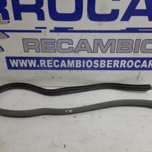 goma_contorno_8312026000yd_hyundai_santa_fe_sm_2_0_crdi_cat