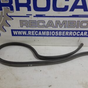 goma_contorno_8312026000yd_hyundai_santa_fe_sm_2_0_crdi_cat