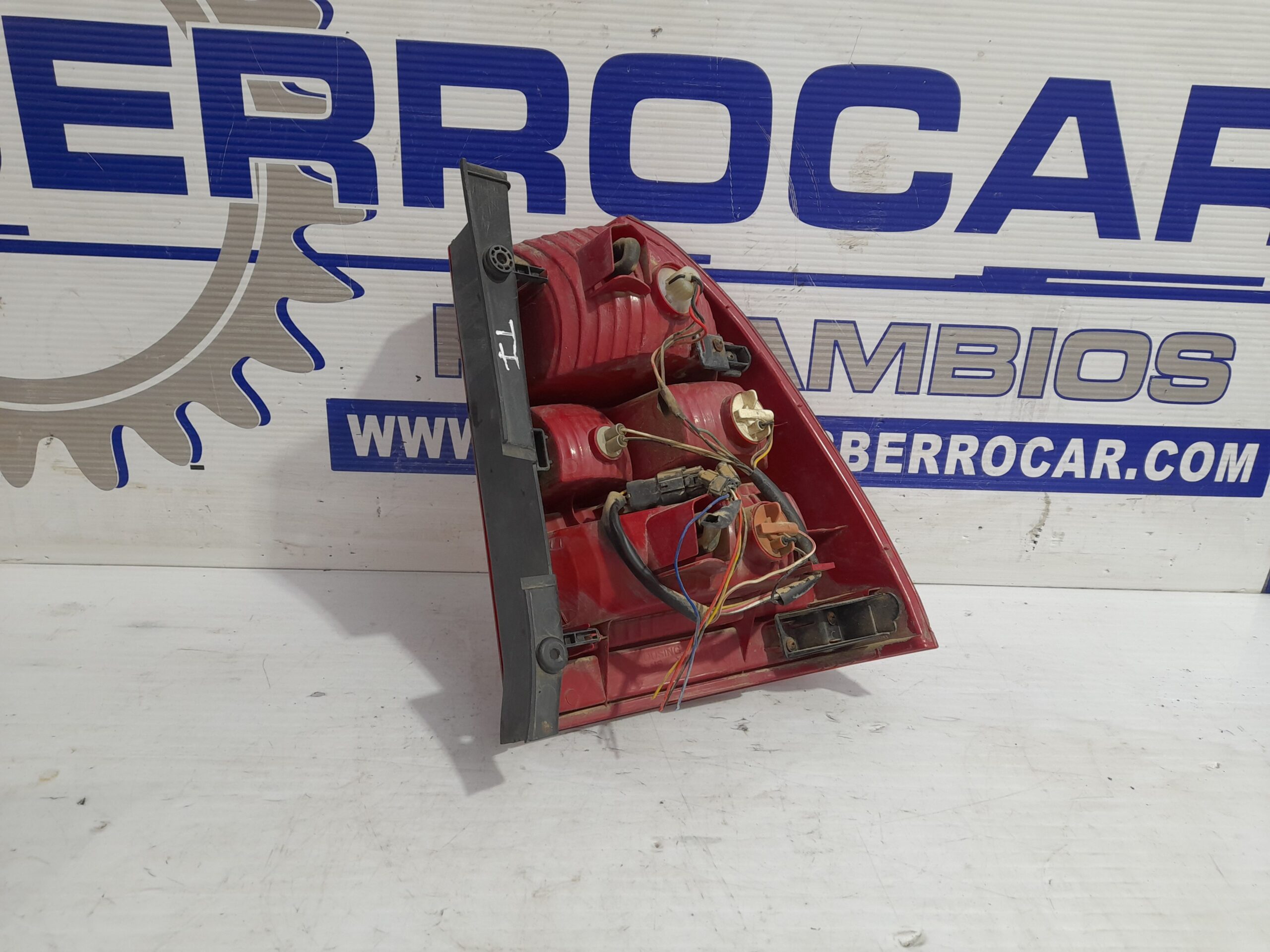 piloto_trasero_izquierdo_92401_1f0_kia_sportage_2_0_turbodiesel_cat