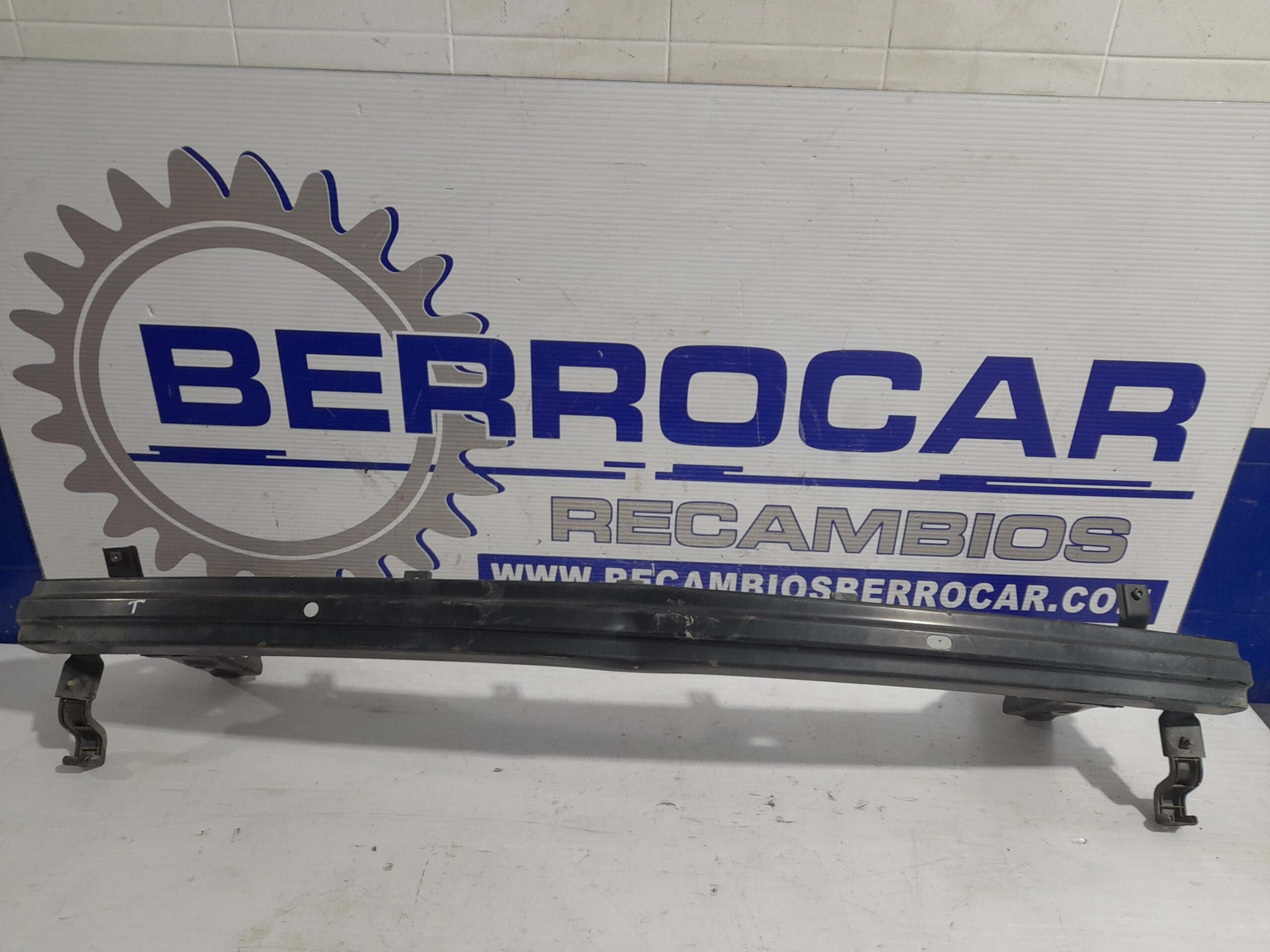 refuerzo_paragolpes_trasero_866301f000_kia_sportage_2_0_turbodiesel_cat