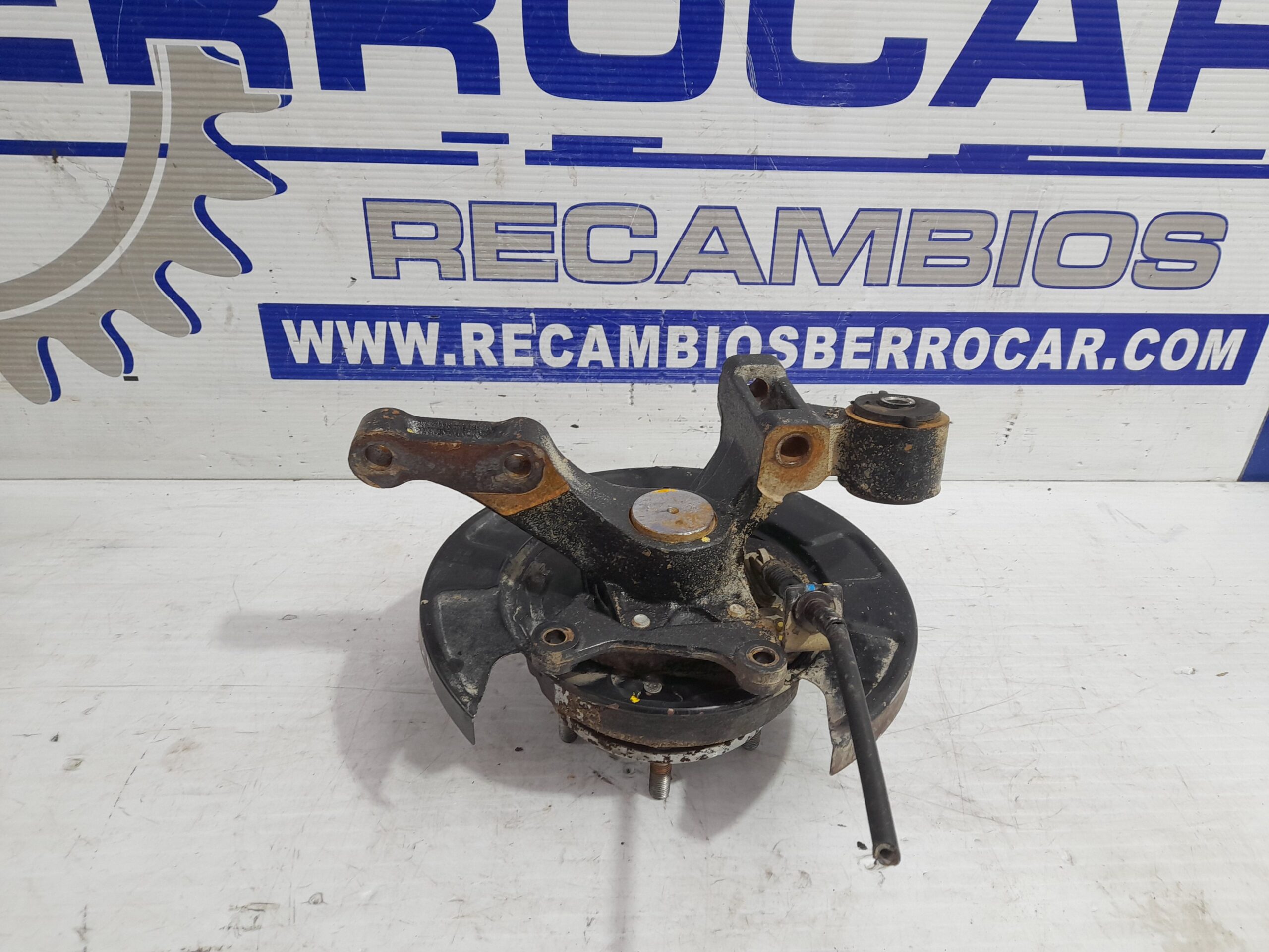 mangueta_trasera_derecha_527011f200_kia_sportage_2_0_turbodiesel_cat