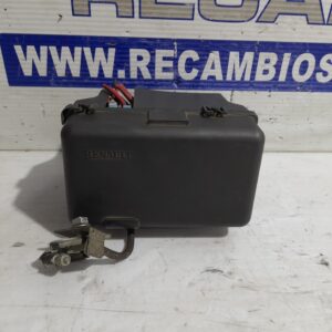 caja_reles_fusibles_8200674197_renault_laguna_ii_bg0_1_9_dci_diesel_fap
