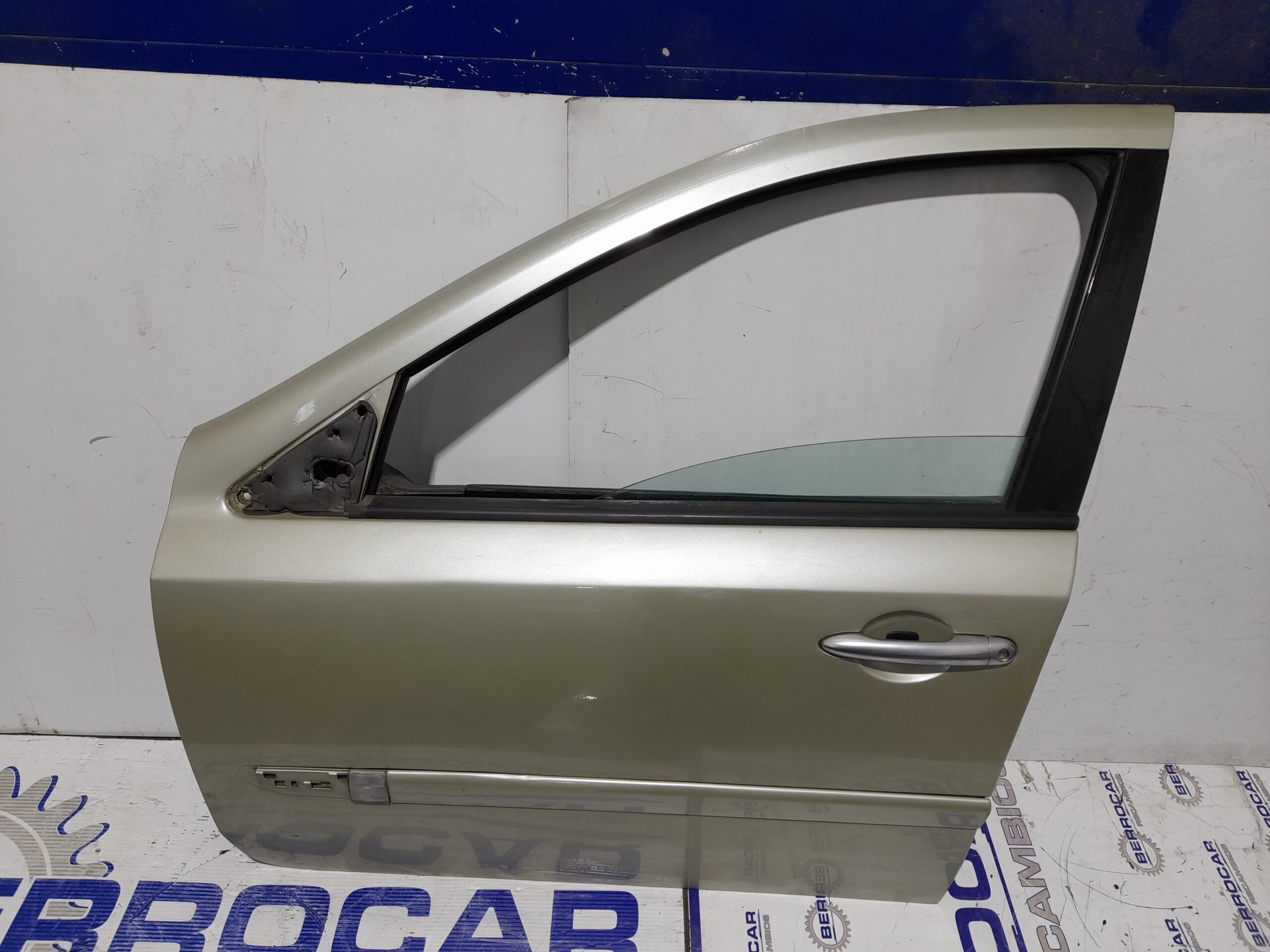 puerta_delantera_izquierda_7751472437_renault_laguna_ii_bg0_1_9_dci_diesel_fap