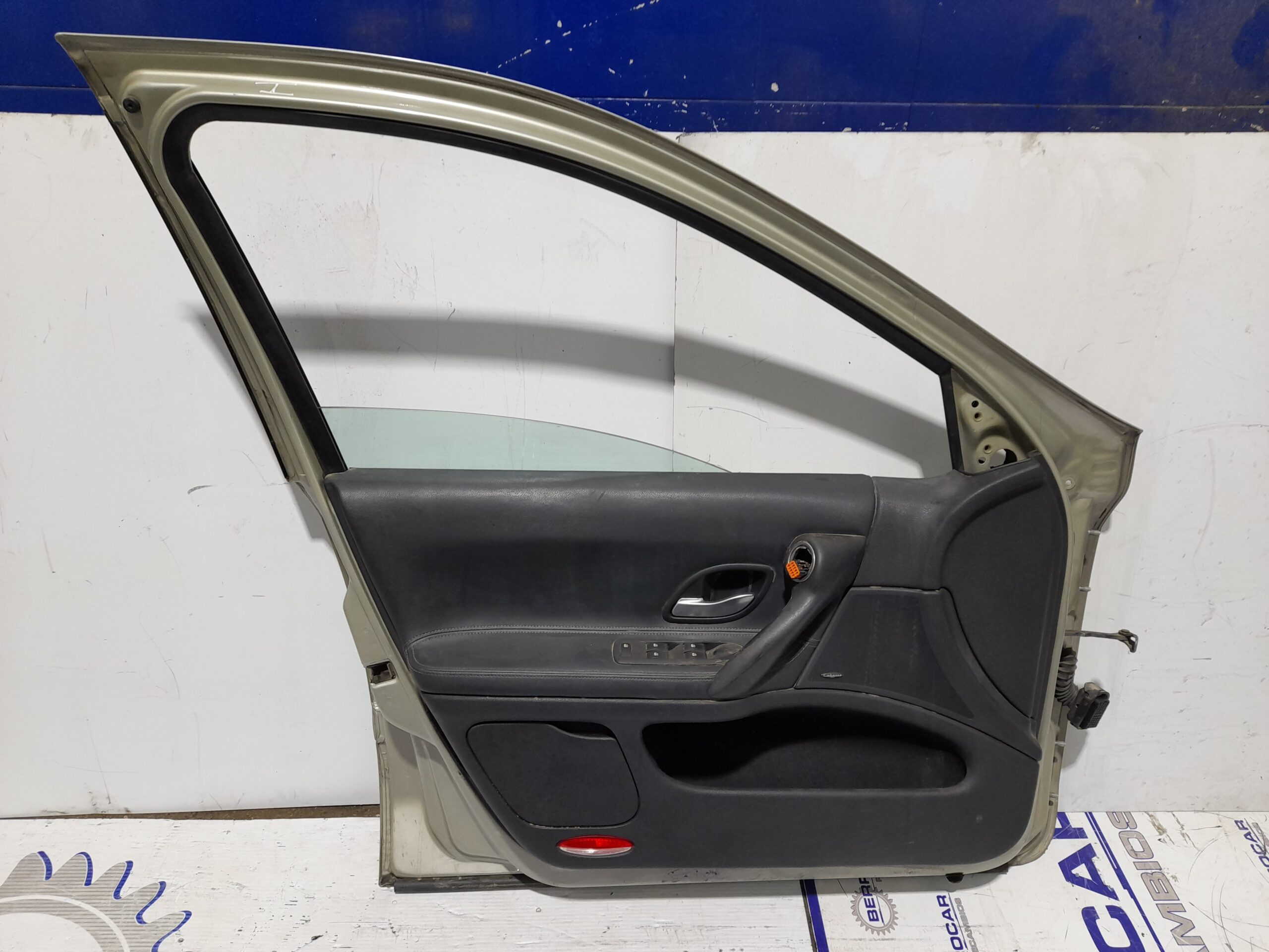 puerta_delantera_izquierda_7751472437_renault_laguna_ii_bg0_1_9_dci_diesel_fap