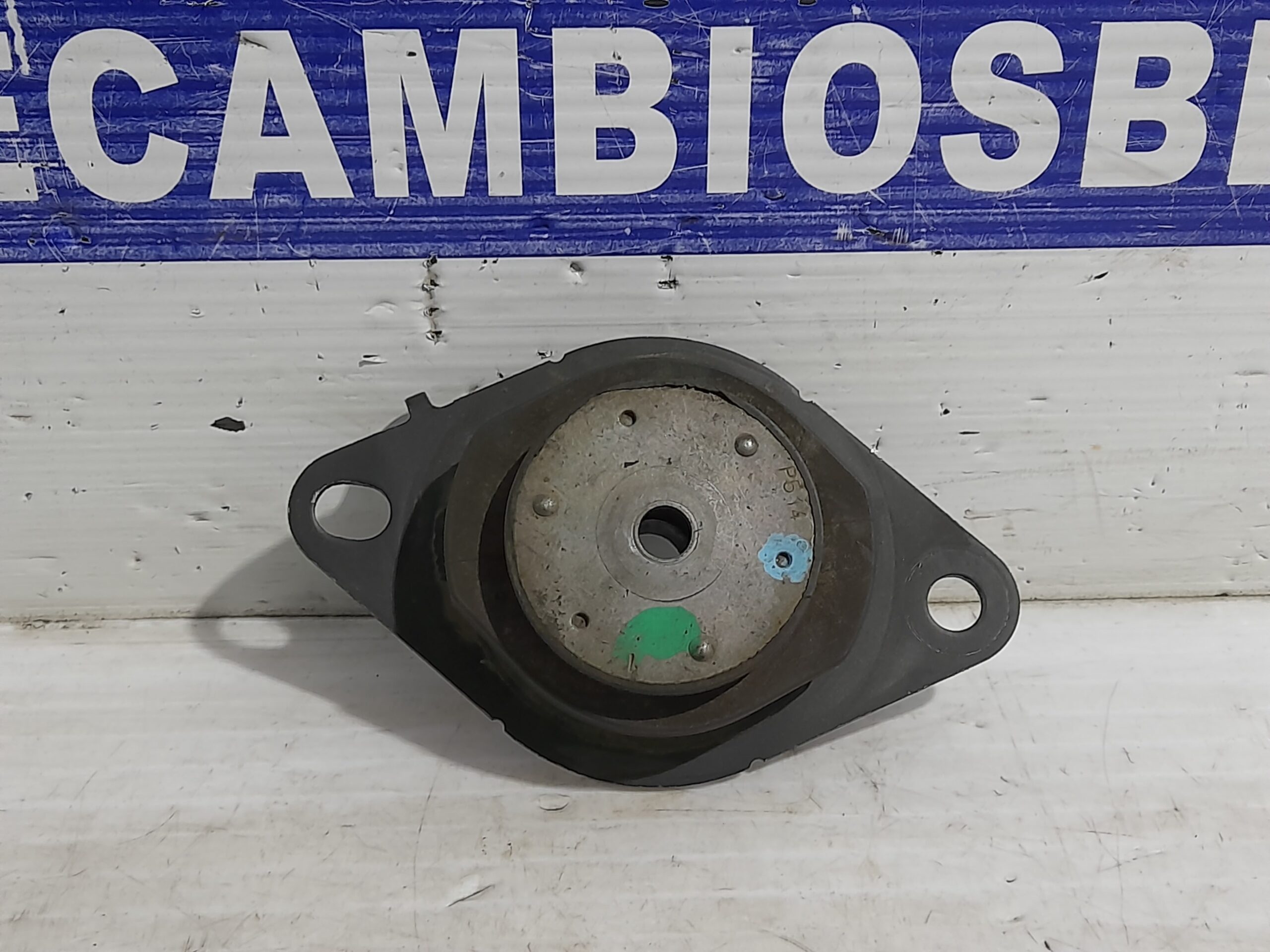 soporte_motor_izquierdo_8200357462_renault_laguna_ii_bg0_1_9_dci_diesel_fap