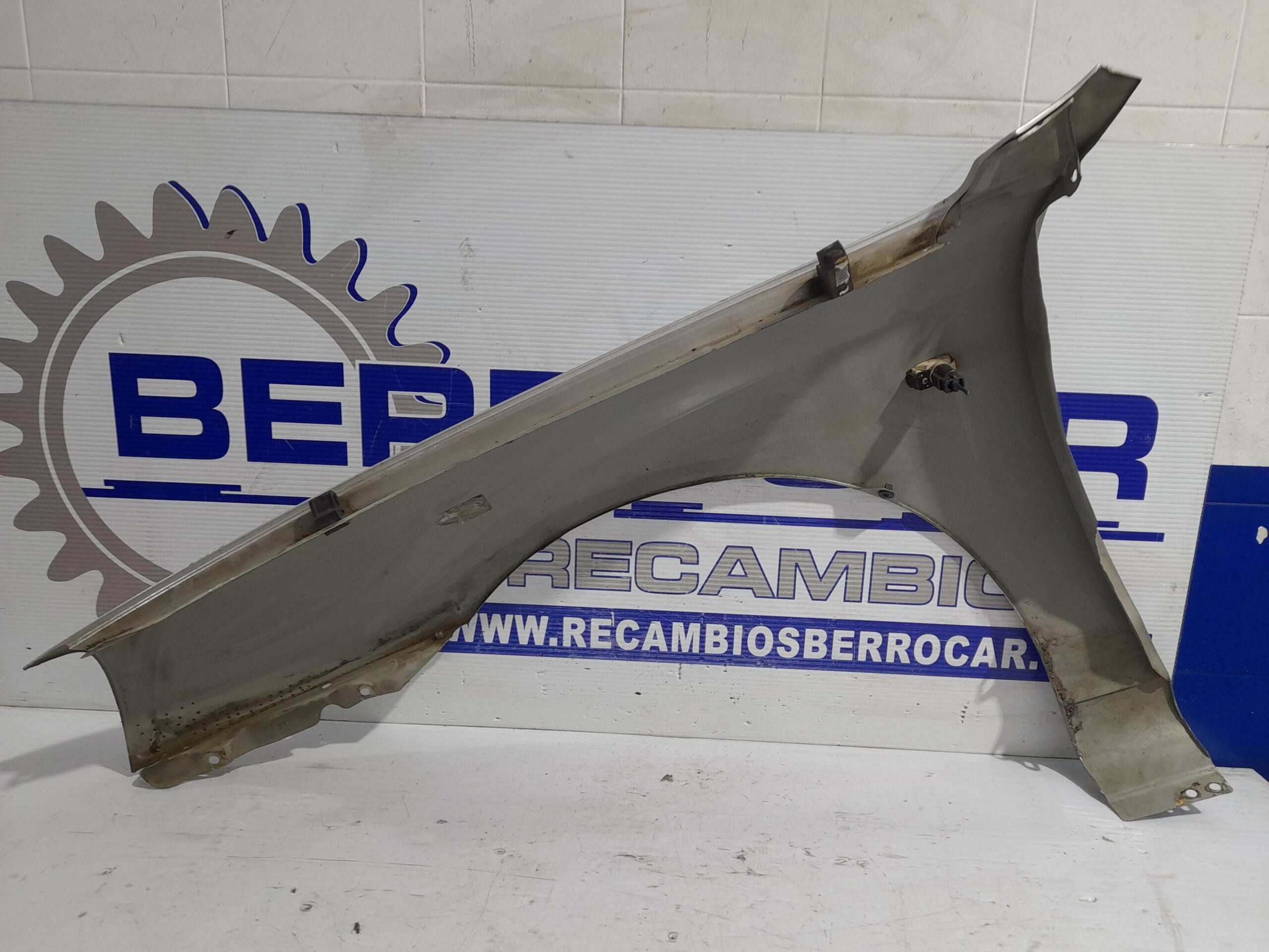 aleta_delantera_derecha_663202d011_hyundai_elantra_xd_2_0_crdi_cat