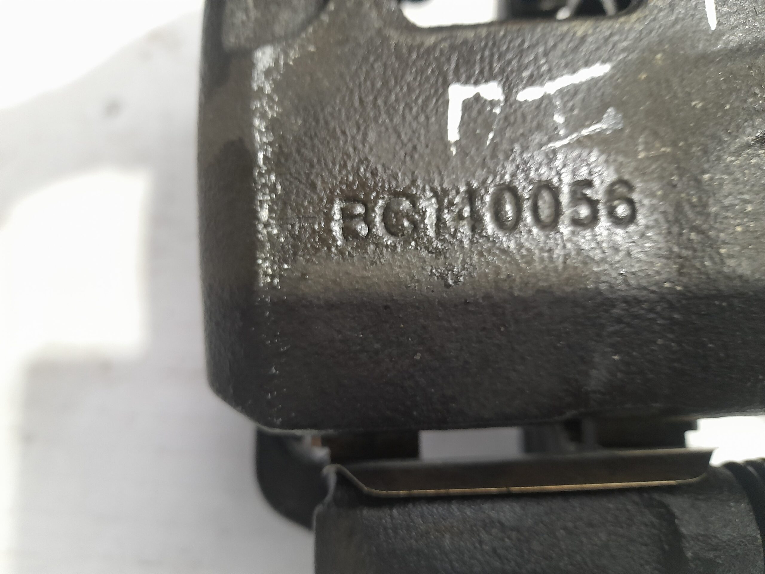 pinza_de_freno_delantera_izquierda_bc140056_hyundai_elantra_xd_2_0_crdi_cat