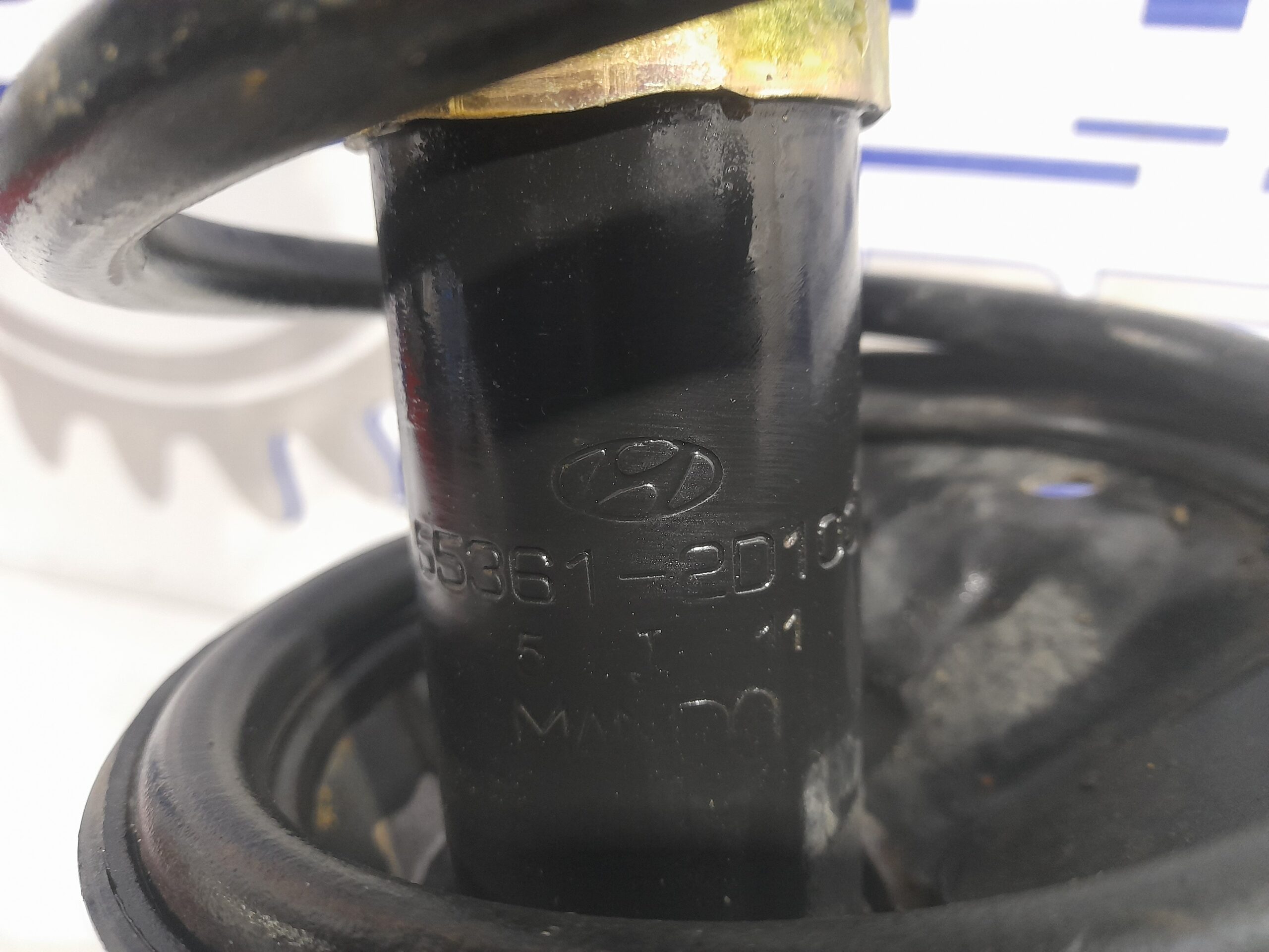 amortiguador_trasero_derecho_553612d100_hyundai_elantra_xd_2_0_crdi_cat