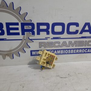 caja_reles_fusibles_911102d001_hyundai_elantra_xd_2_0_crdi_cat