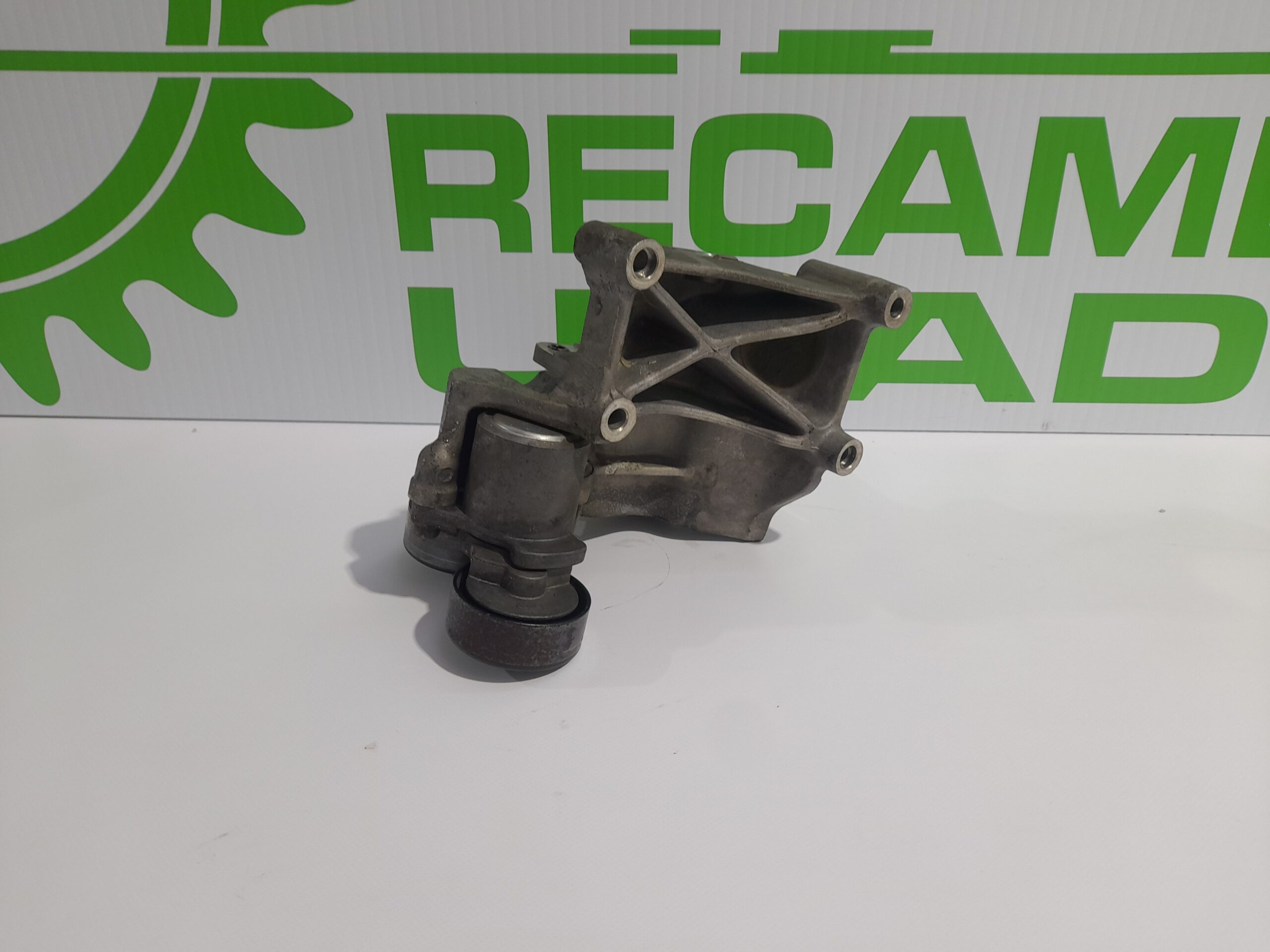 soporte_alternador_2528527000_hyundai_elantra_xd_2_0_crdi_cat