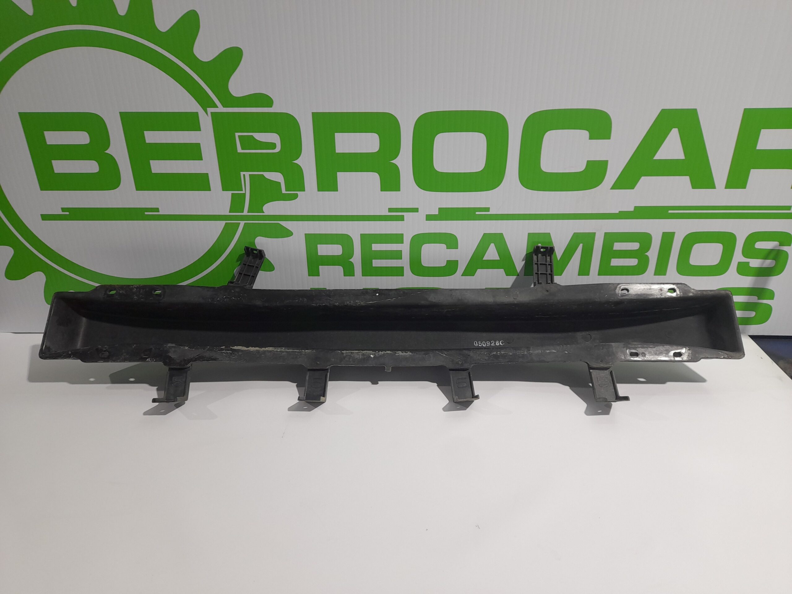 refuerzo_paragolpes_trasero_866312d000_hyundai_elantra_xd_2_0_crdi_cat